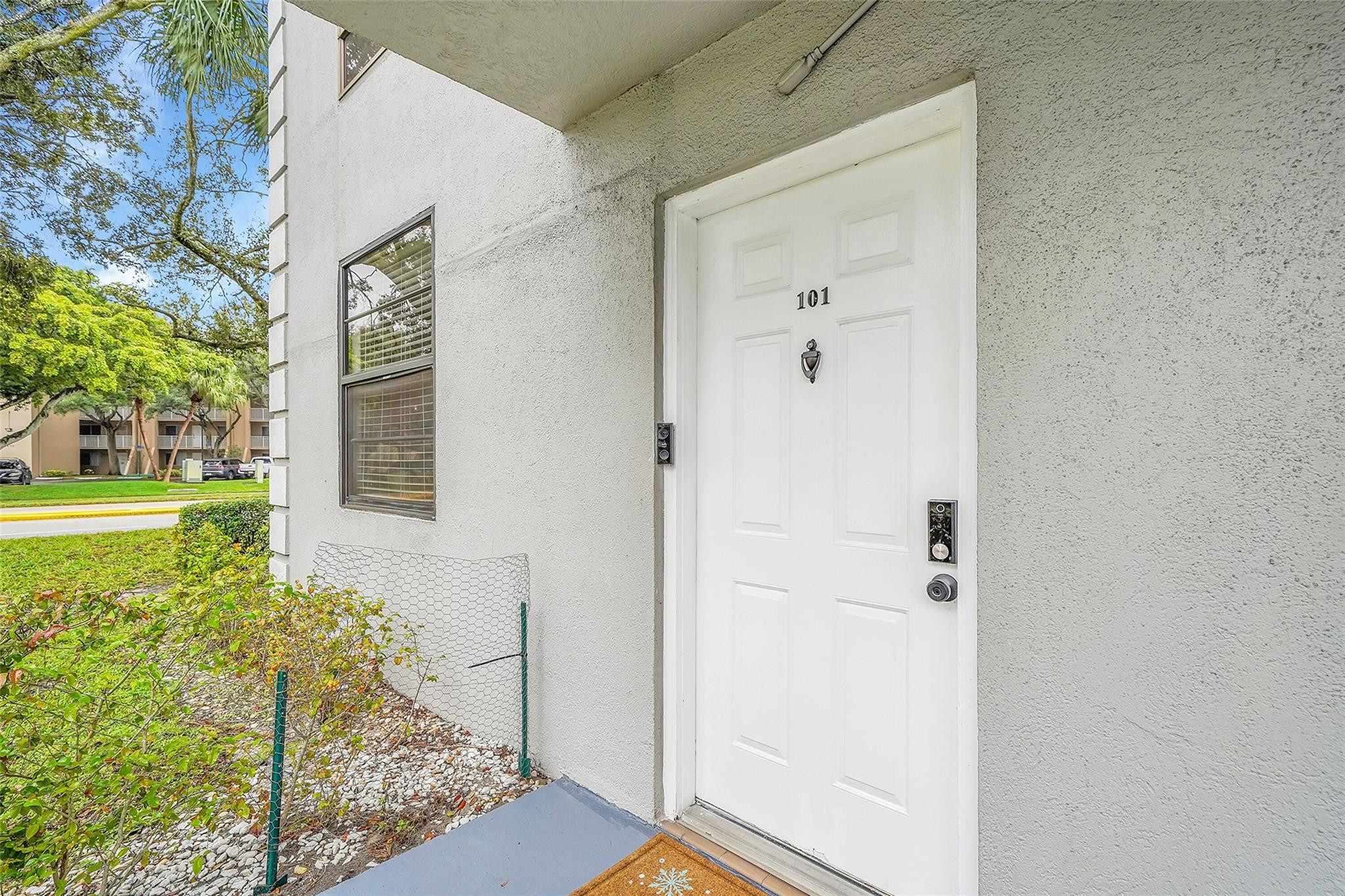 1502 Whitehall Drive 101