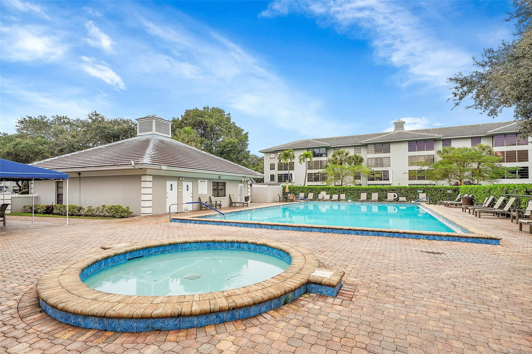 1502 Whitehall Drive 101