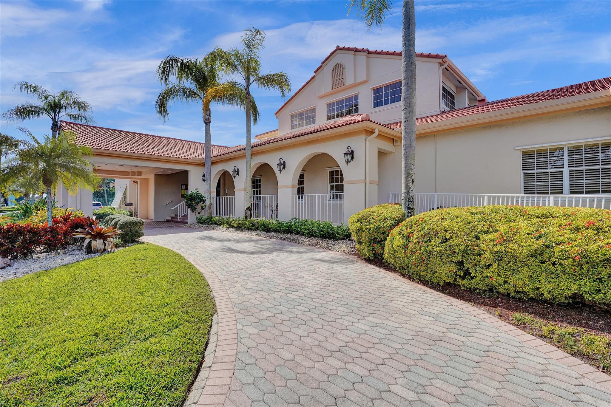 7889 Lake Sands Drive