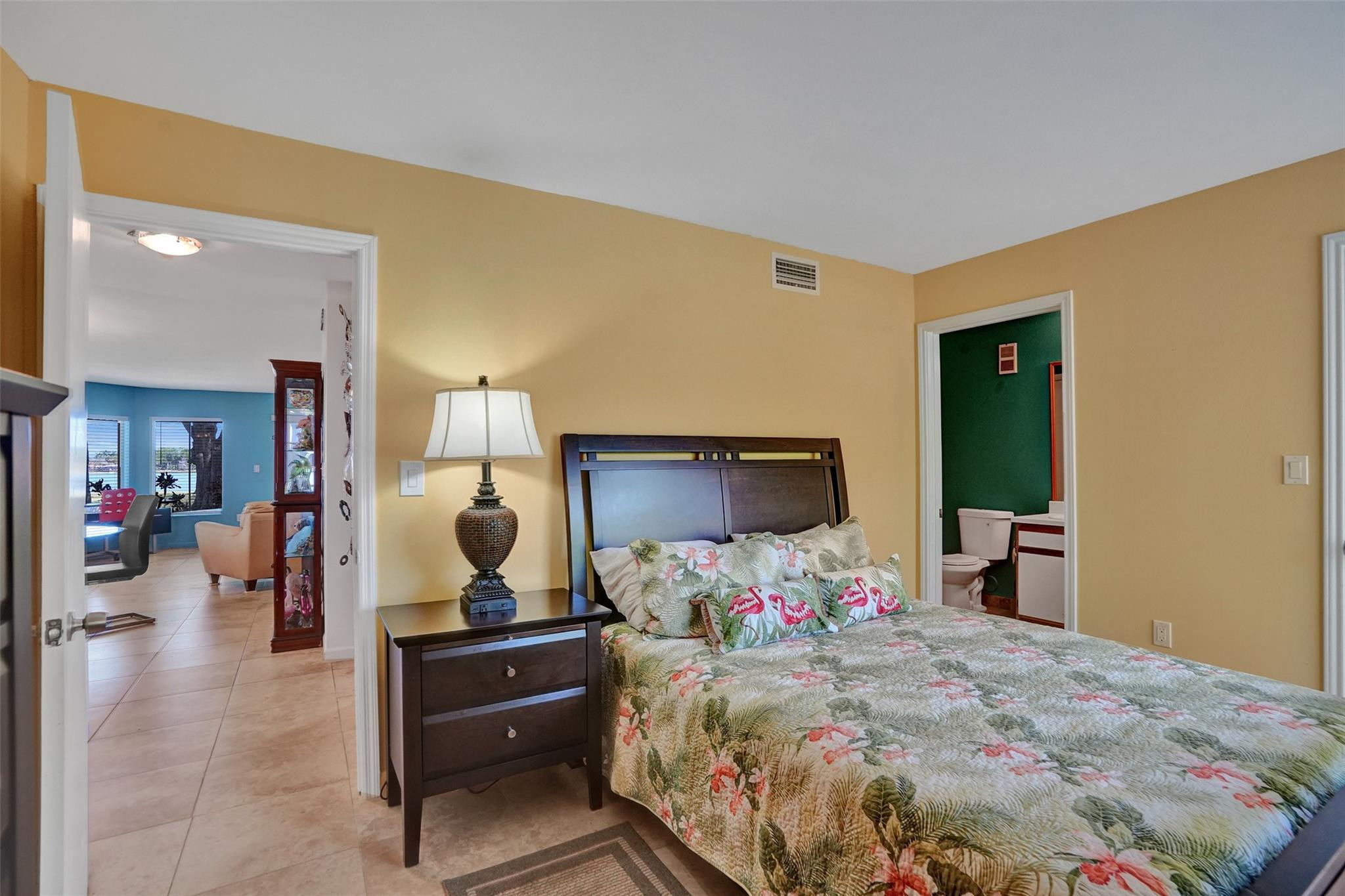 2425 NW 33rd Street 1301