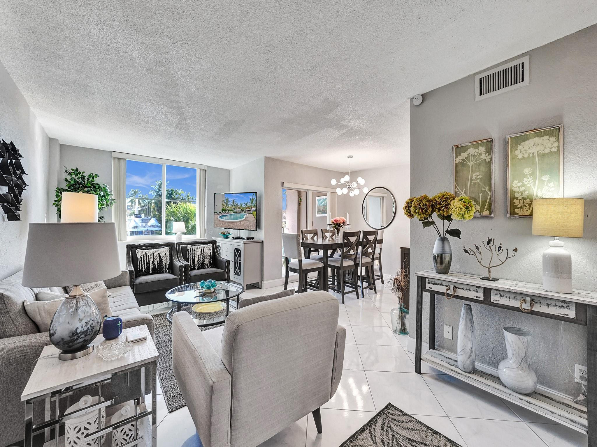 1600 SE 15th Street 212