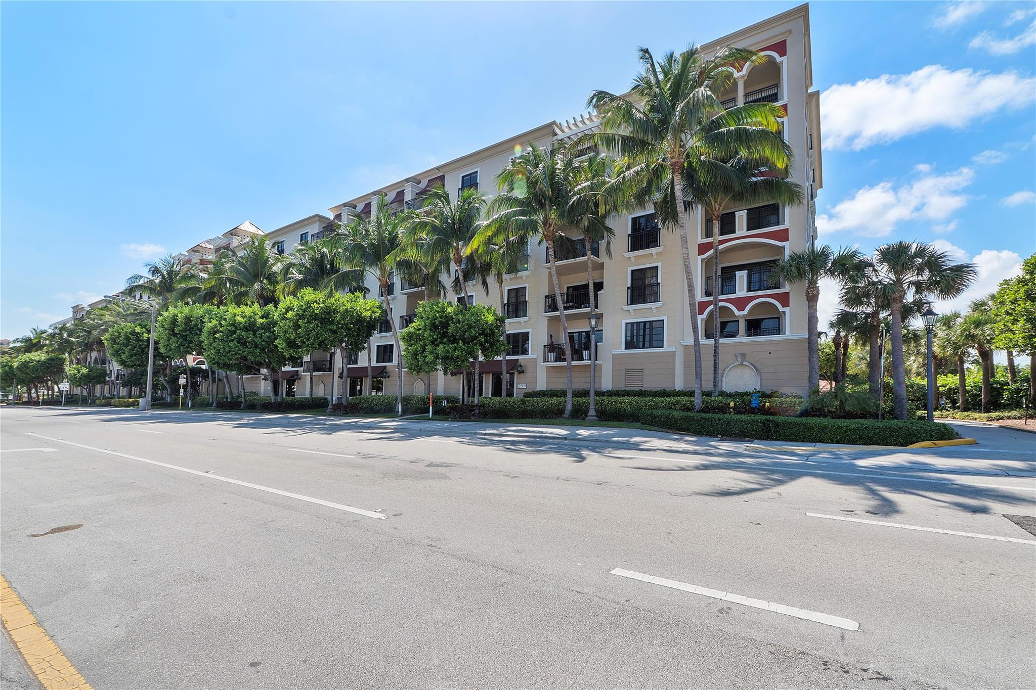 2509 N Ocean Boulevard 775