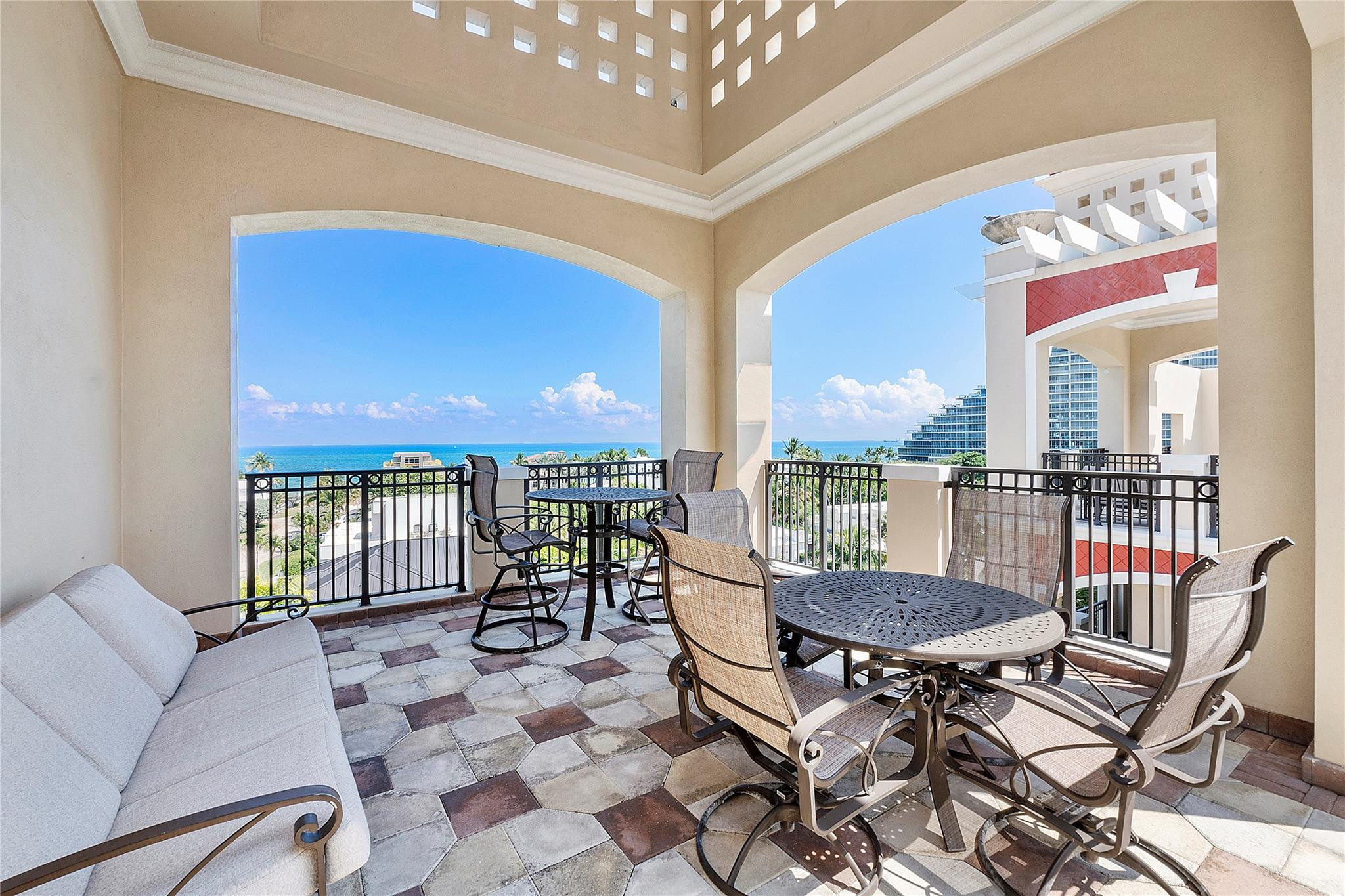 2509 N Ocean Boulevard 775