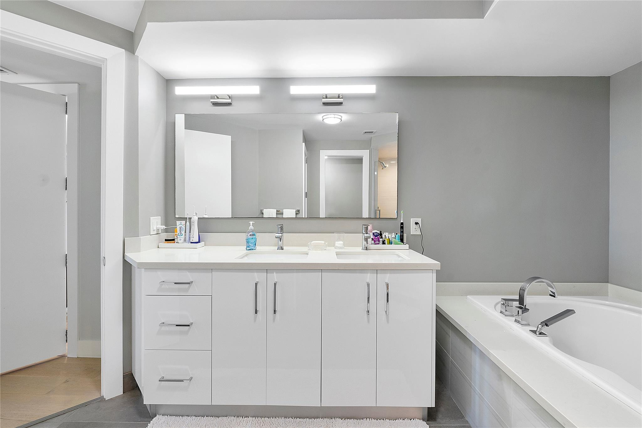 2509 N Ocean Boulevard 775
