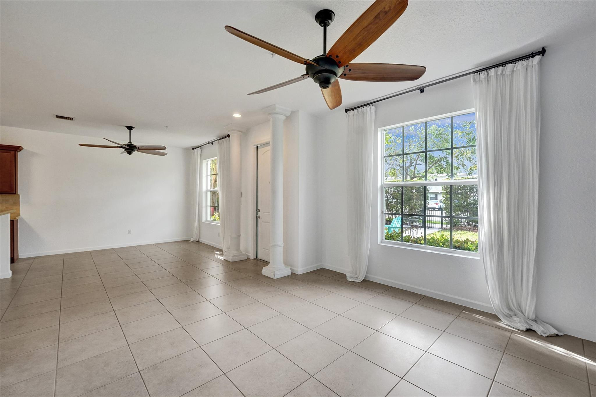 152 SW 7th Court