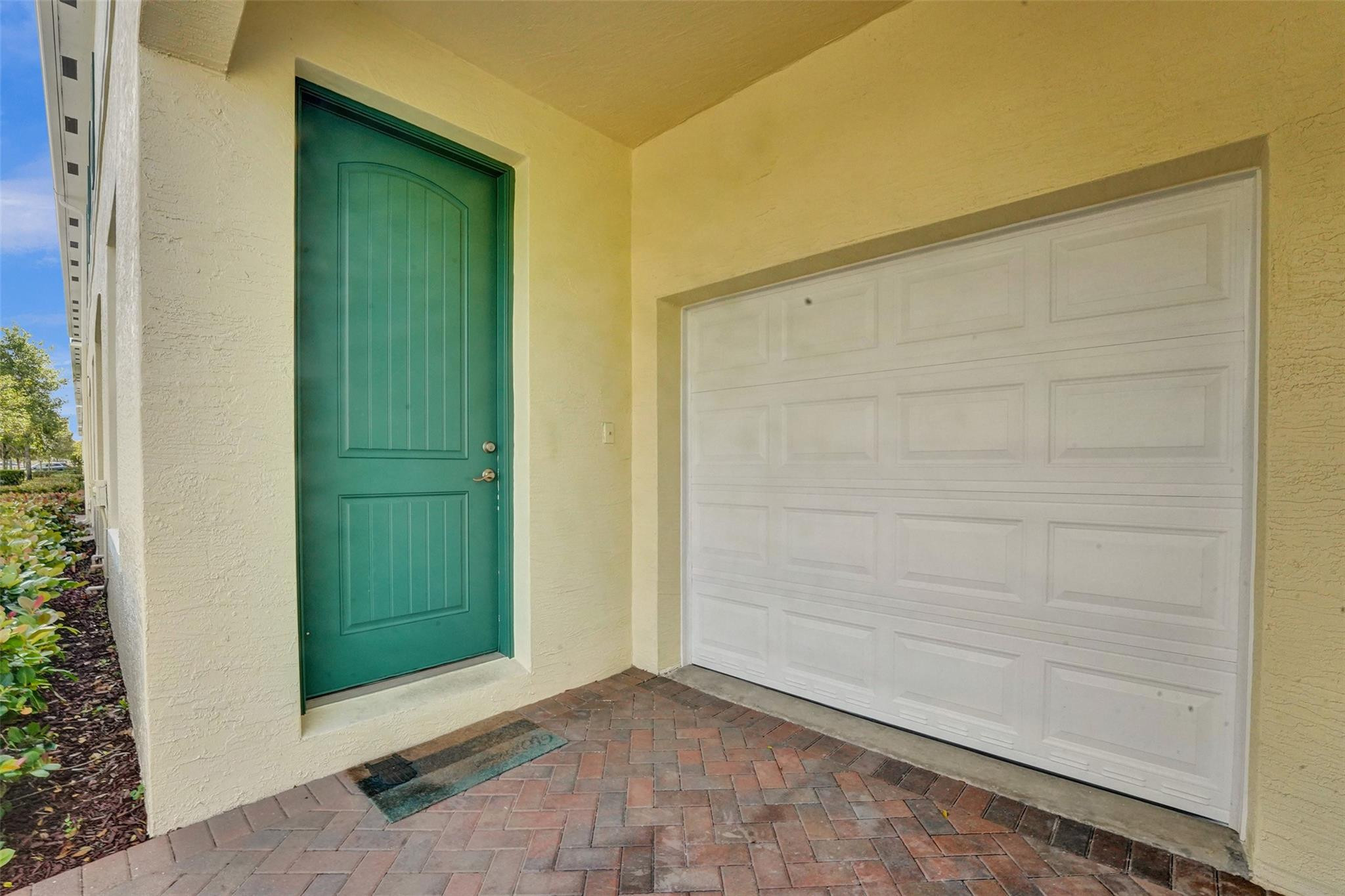 152 SW 7th Court