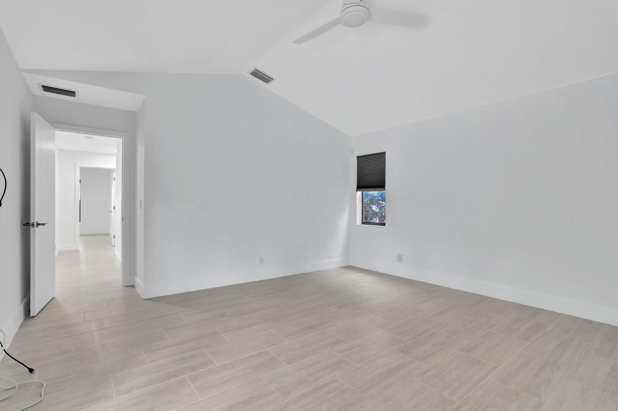 5264 NW 89th Drive