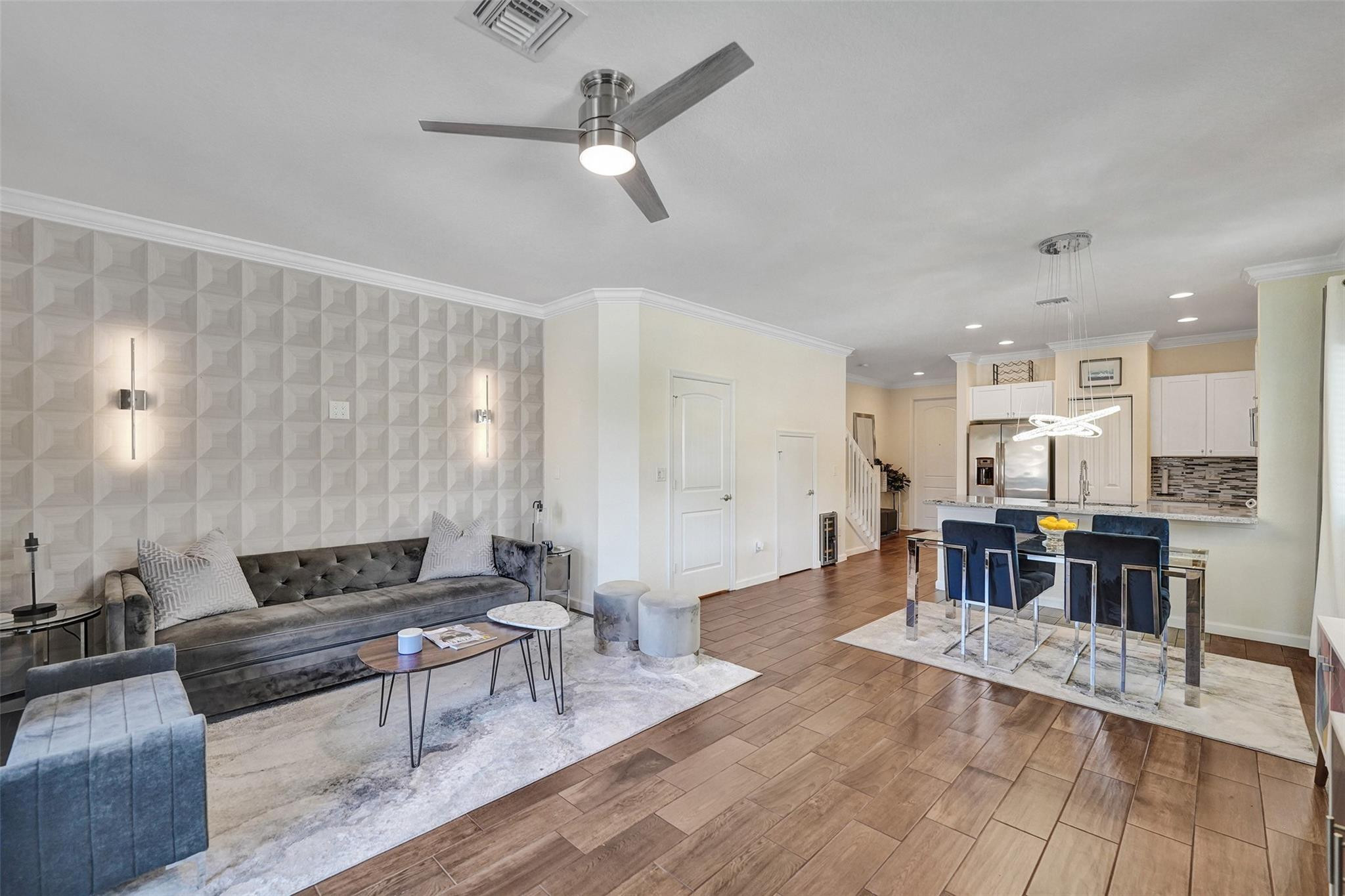 4236 N Dixie Highway 126