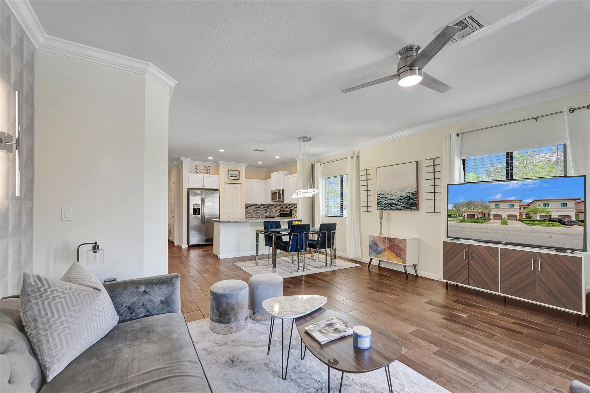 4236 N Dixie Highway 126