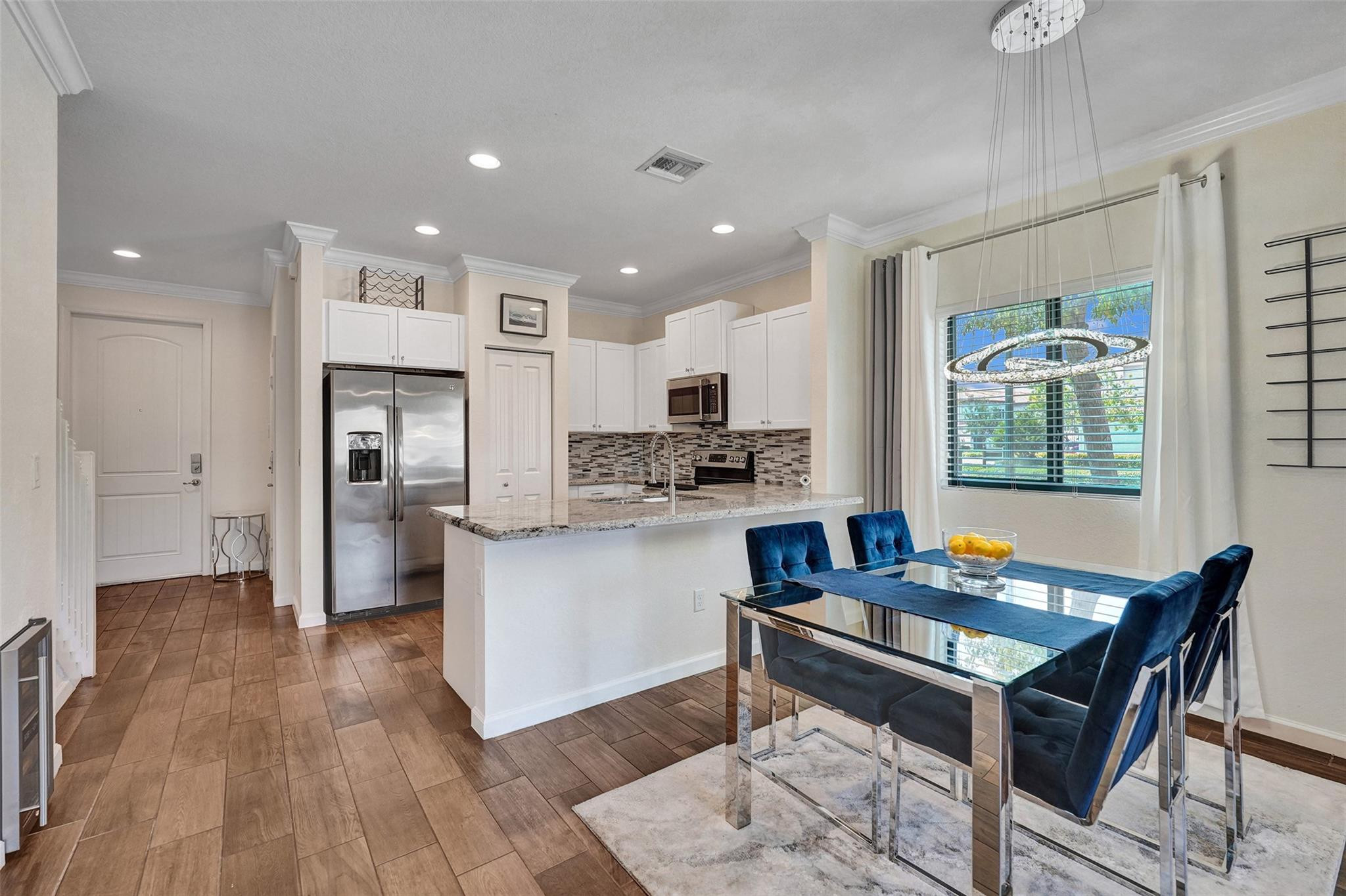 4236 N Dixie Highway 126