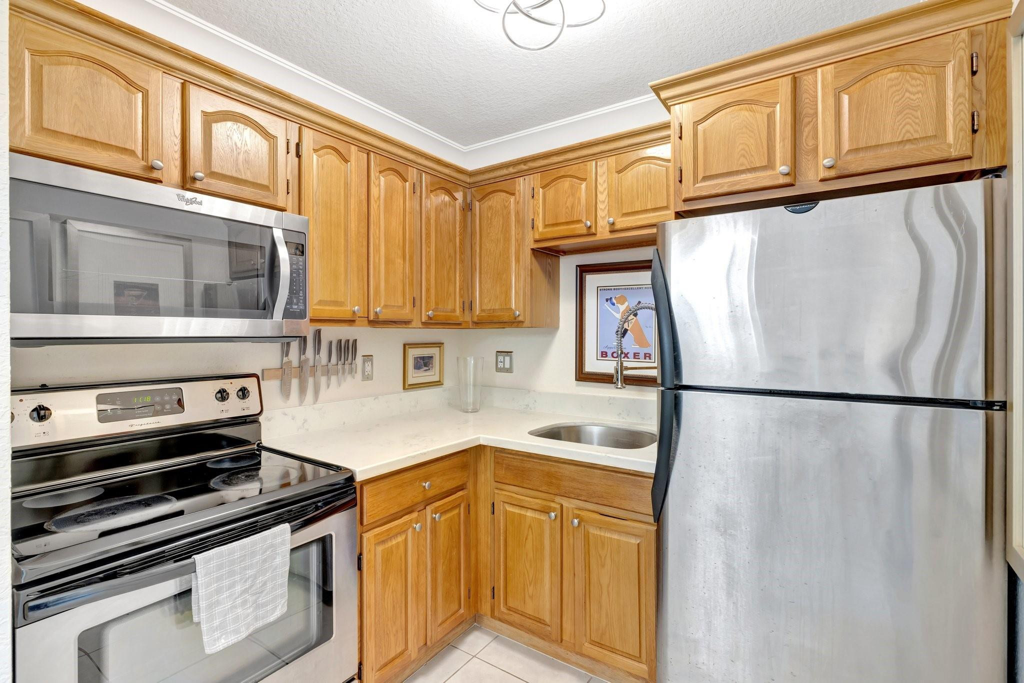 578 NE 20th Street 7-E