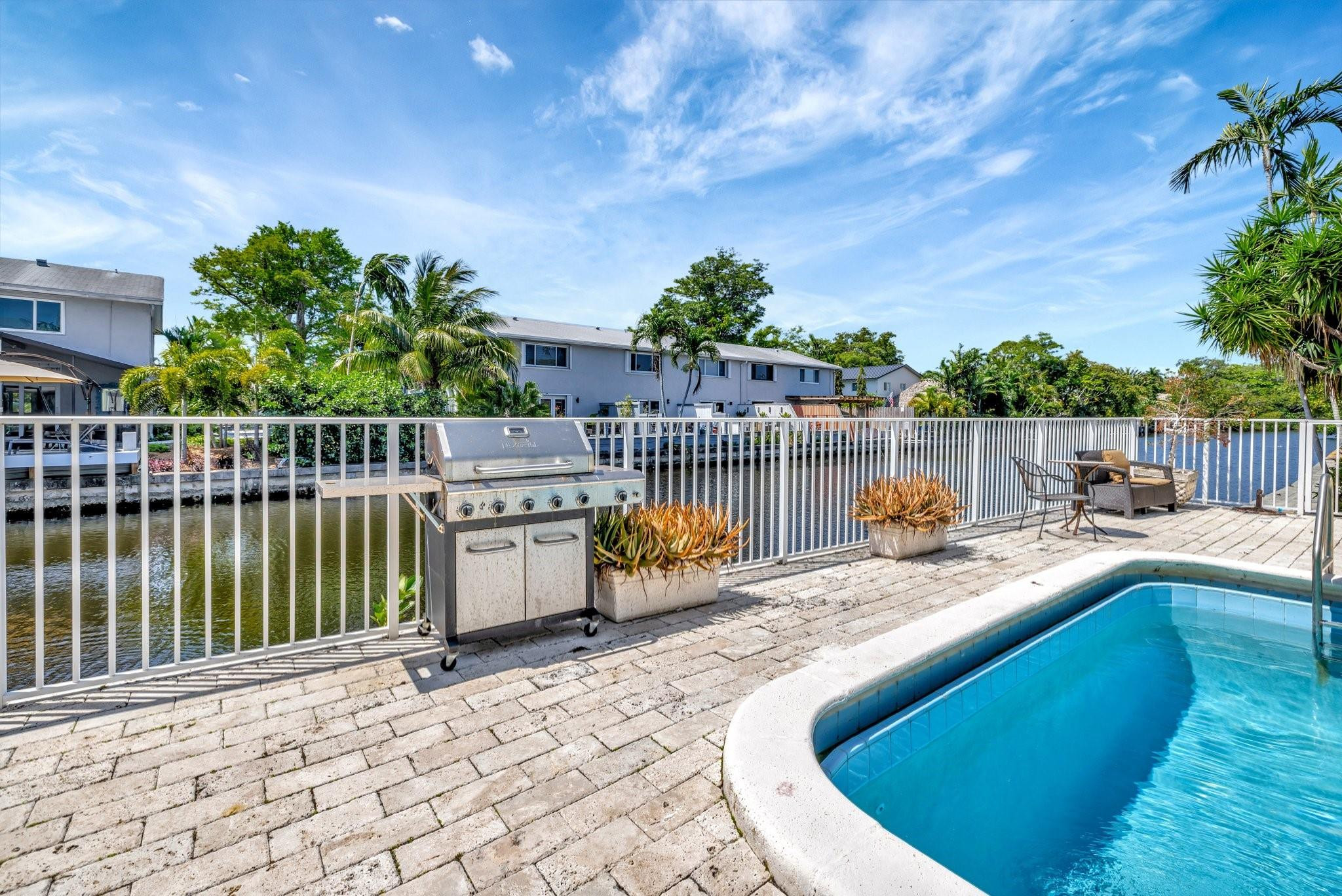 578 NE 20th Street 7-E