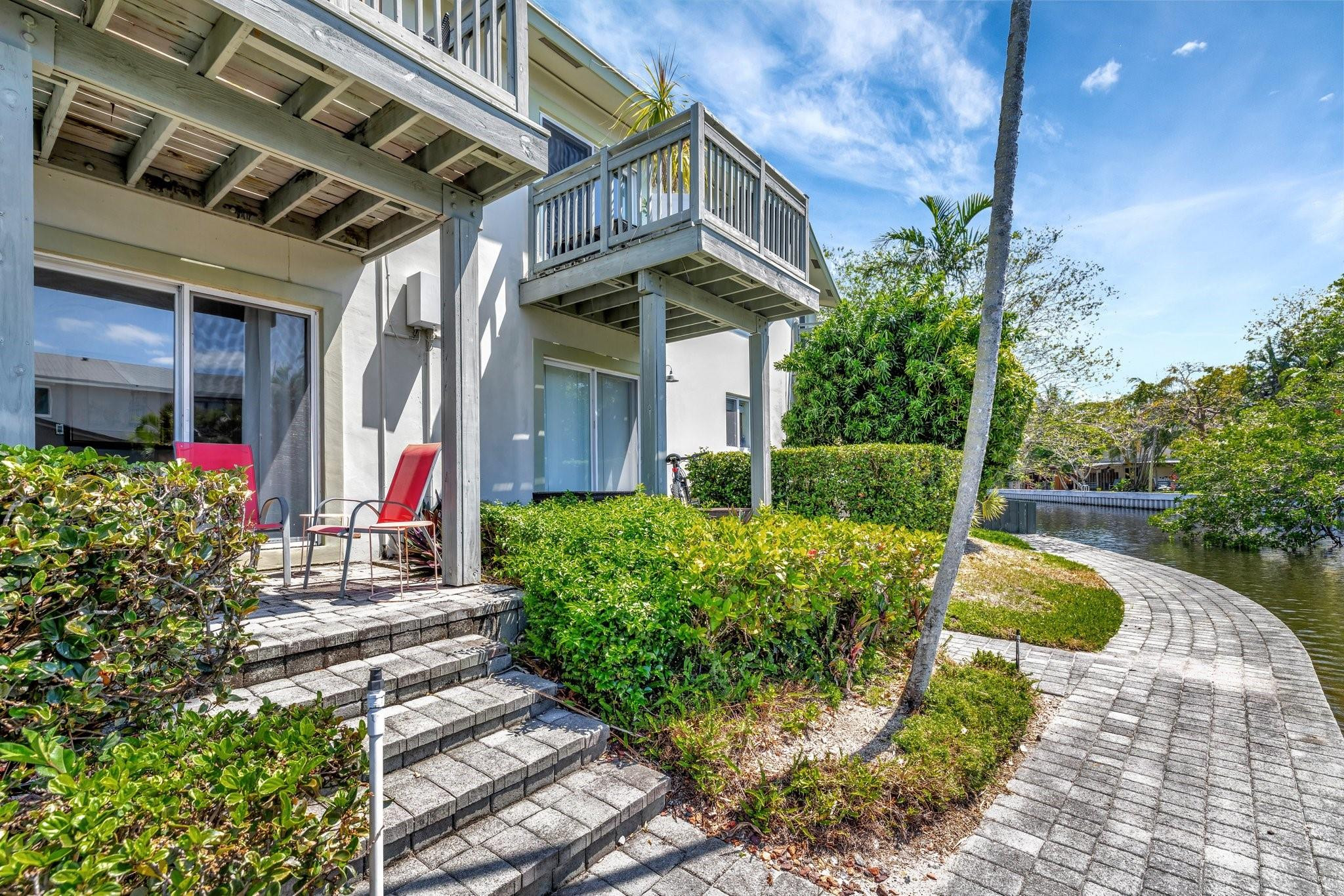 578 NE 20th Street 7-E