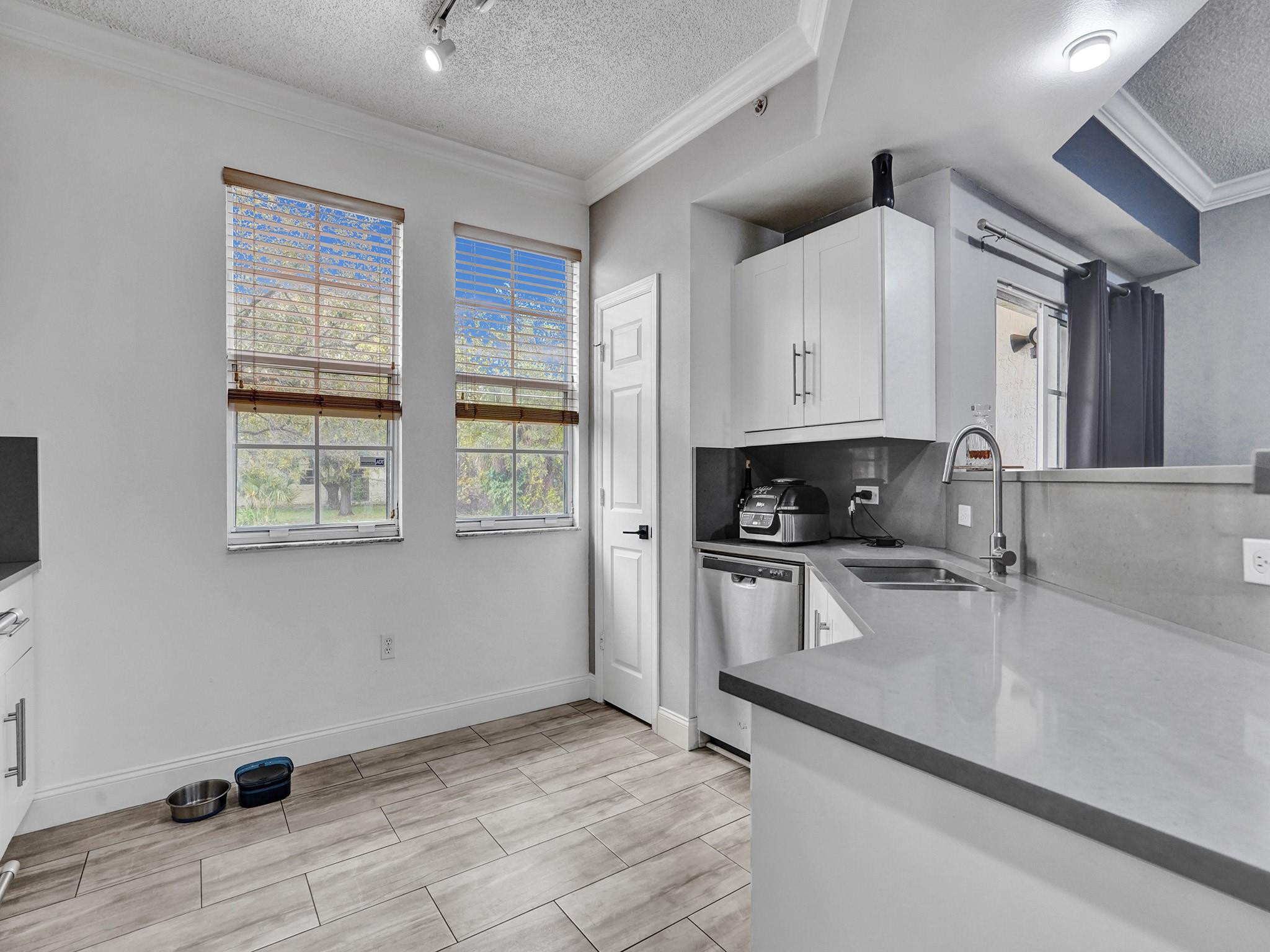 533 NE 3rd Avenue 126