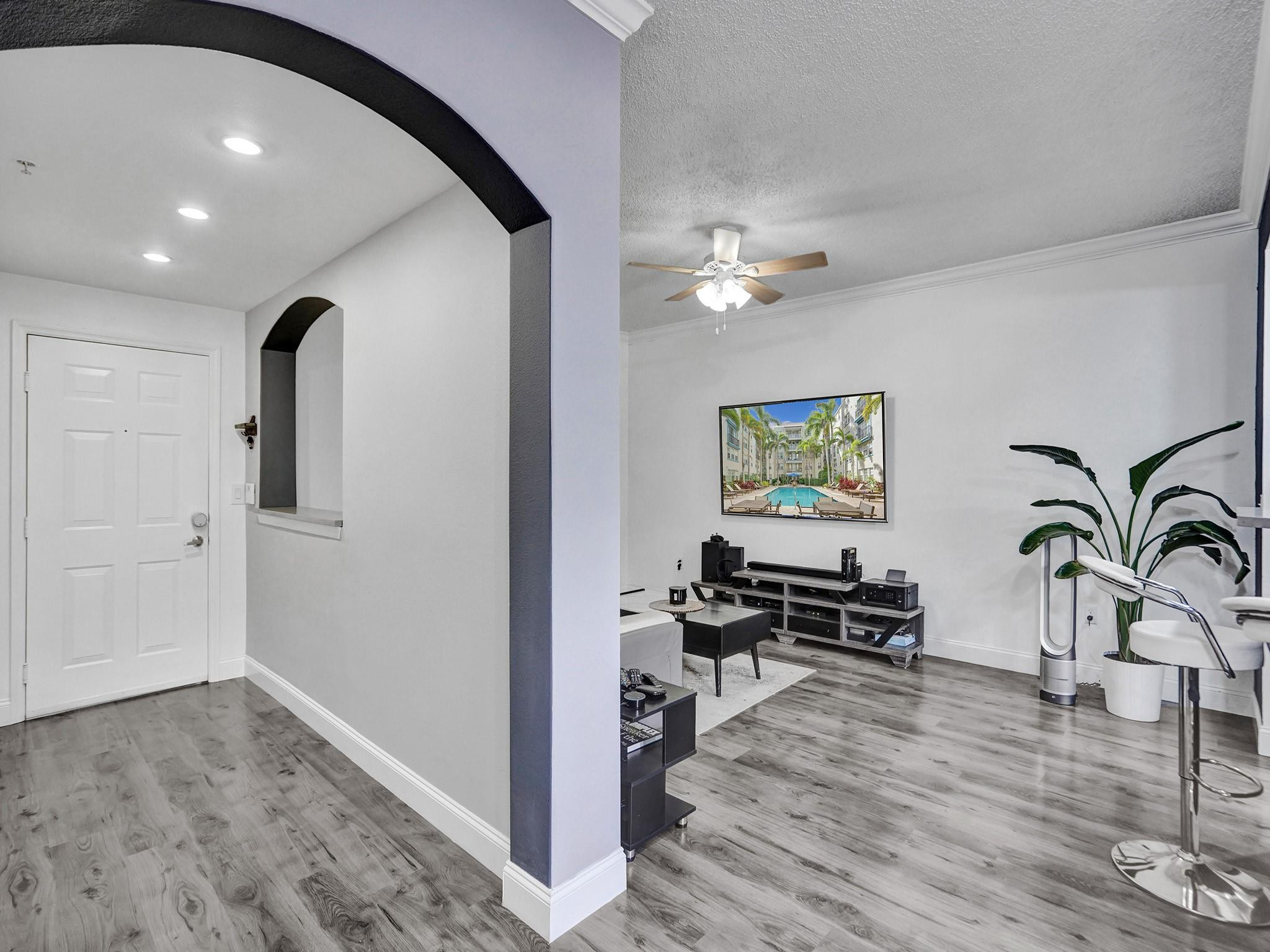533 NE 3rd Avenue 126
