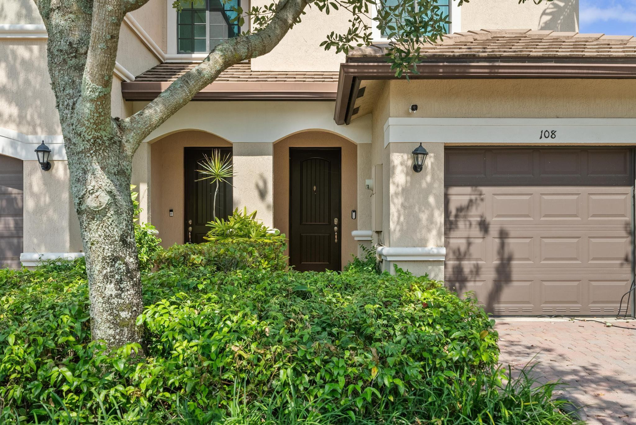 4228 N Dixie Highway 108