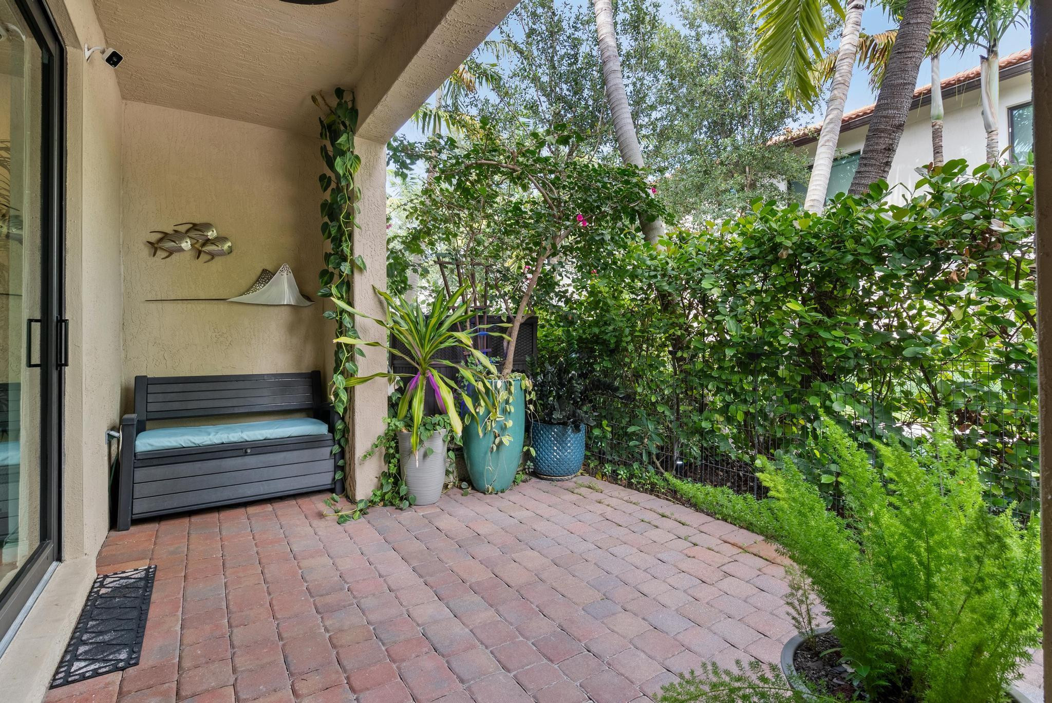 4228 N Dixie Highway 108