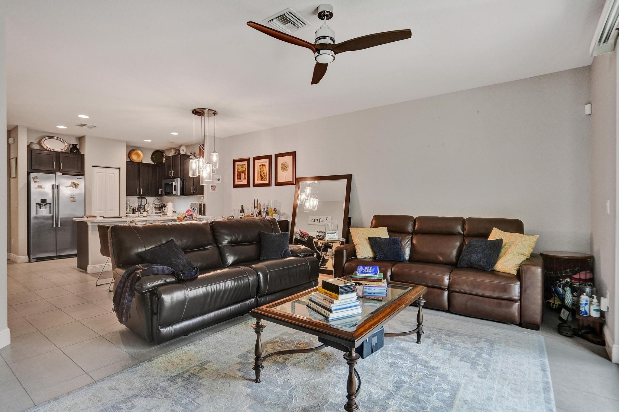 4228 N Dixie Highway 103