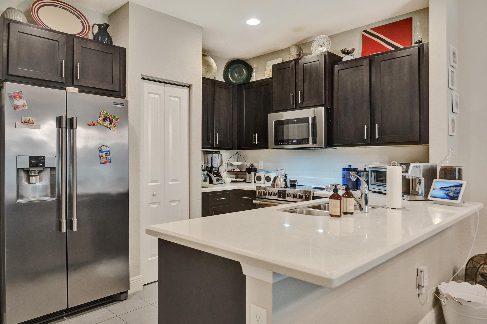 4228 N Dixie Highway 103