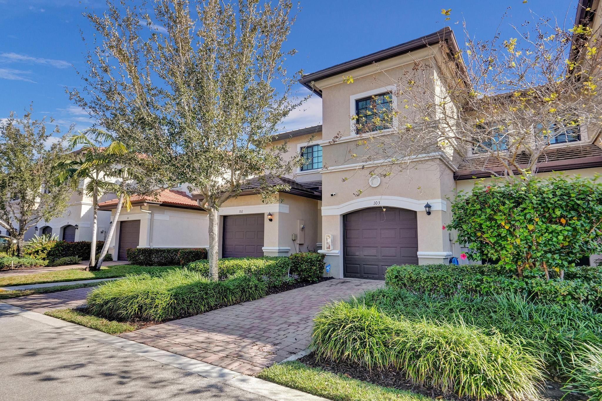 4228 N Dixie Highway 103