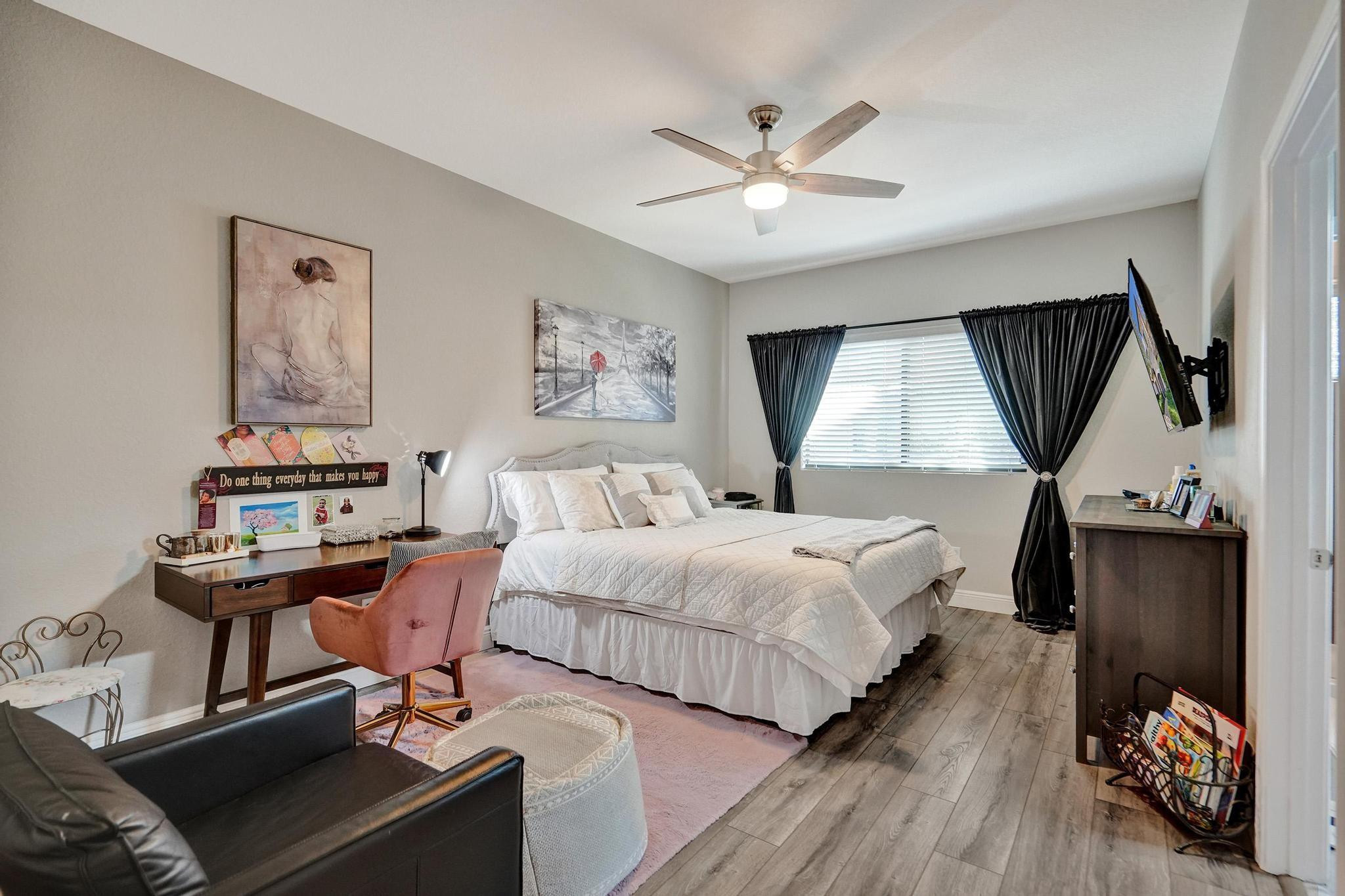 4228 N Dixie Highway 103