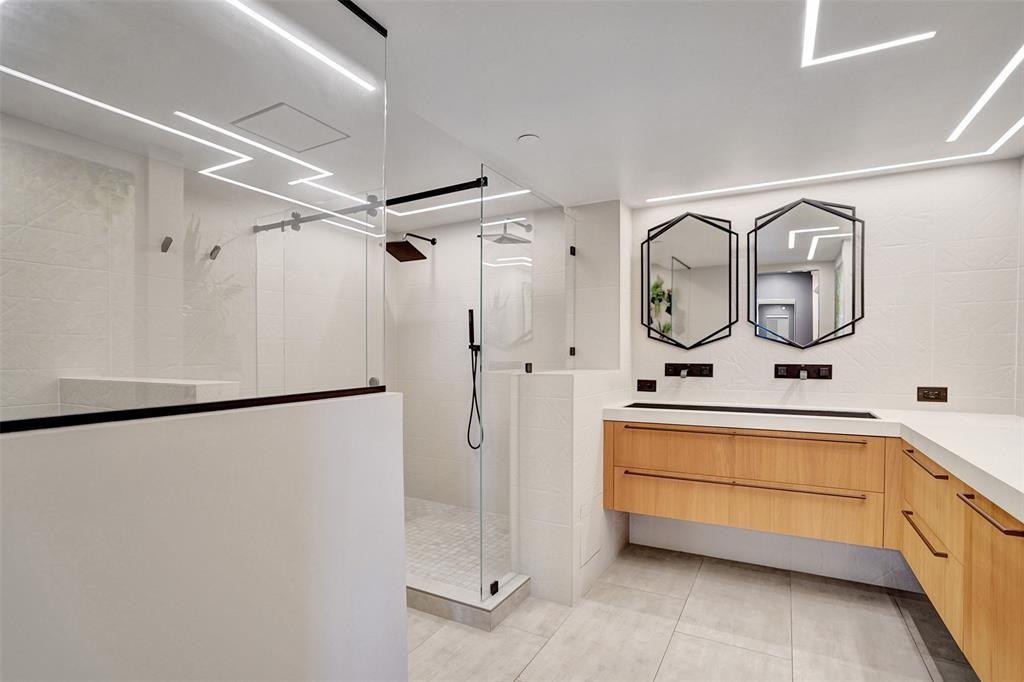 2900 NE 14th Street Causeway 510