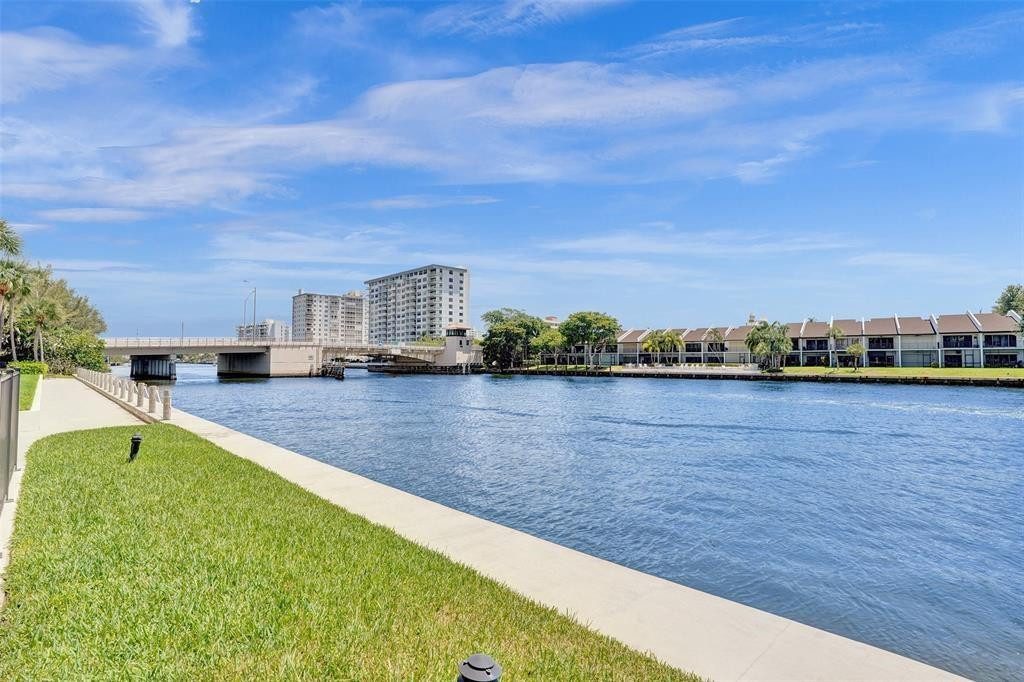 2900 NE 14th Street Causeway 510
