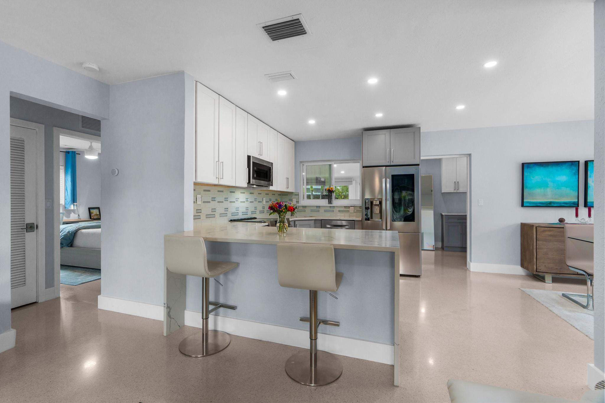 558 NE 28th Street
