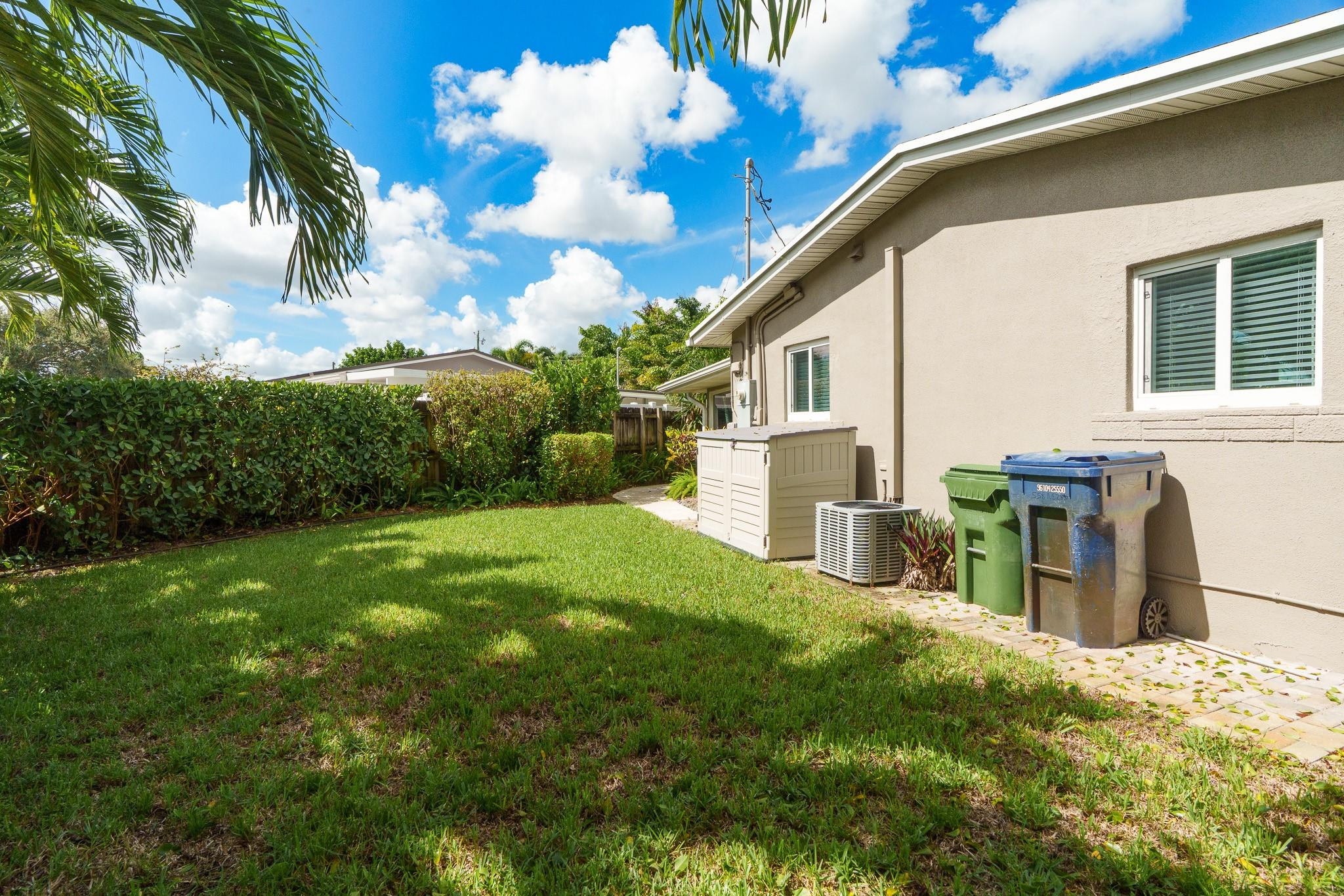 558 NE 28th Street