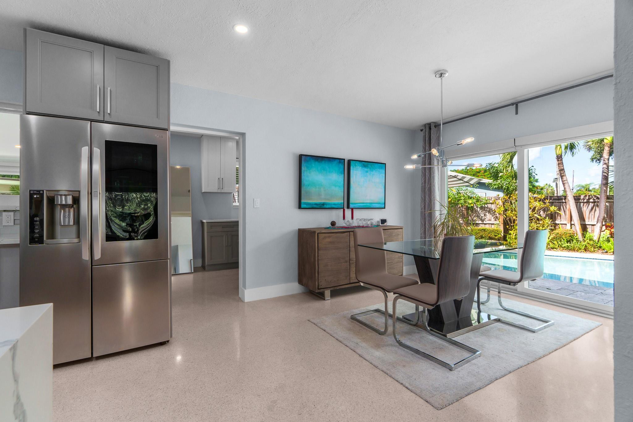 558 NE 28th Street