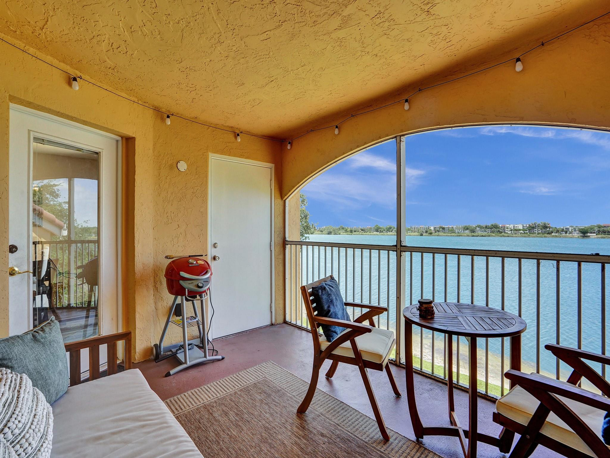 2351 NW 33rd Street 513