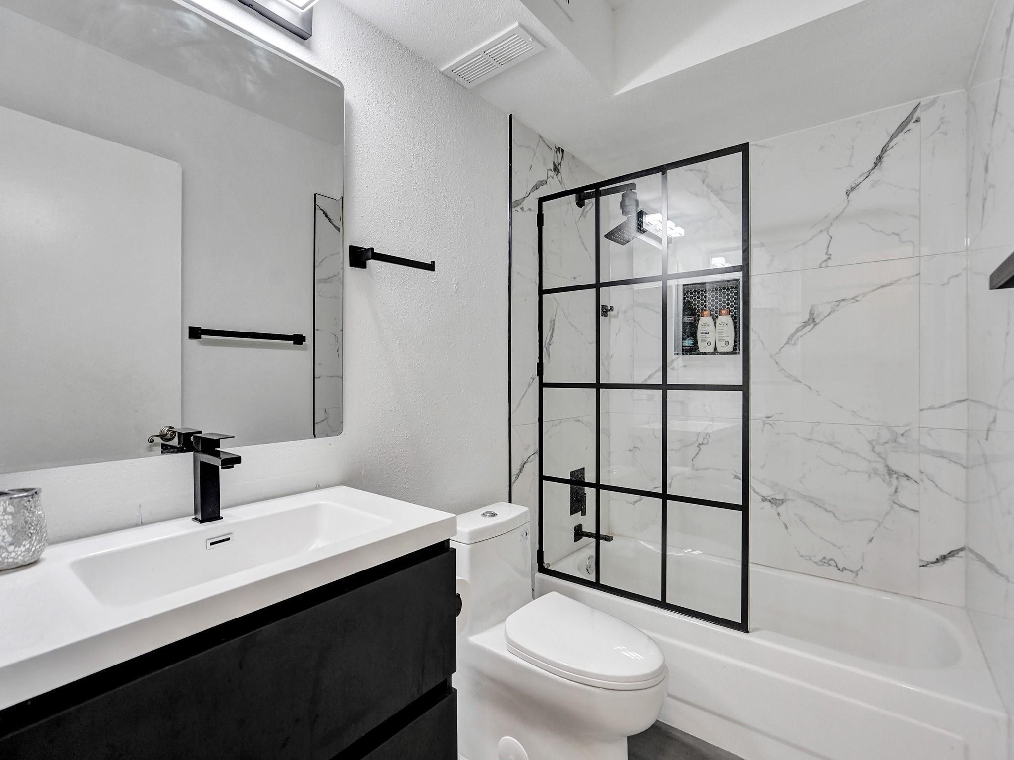 2351 NW 33rd Street 513