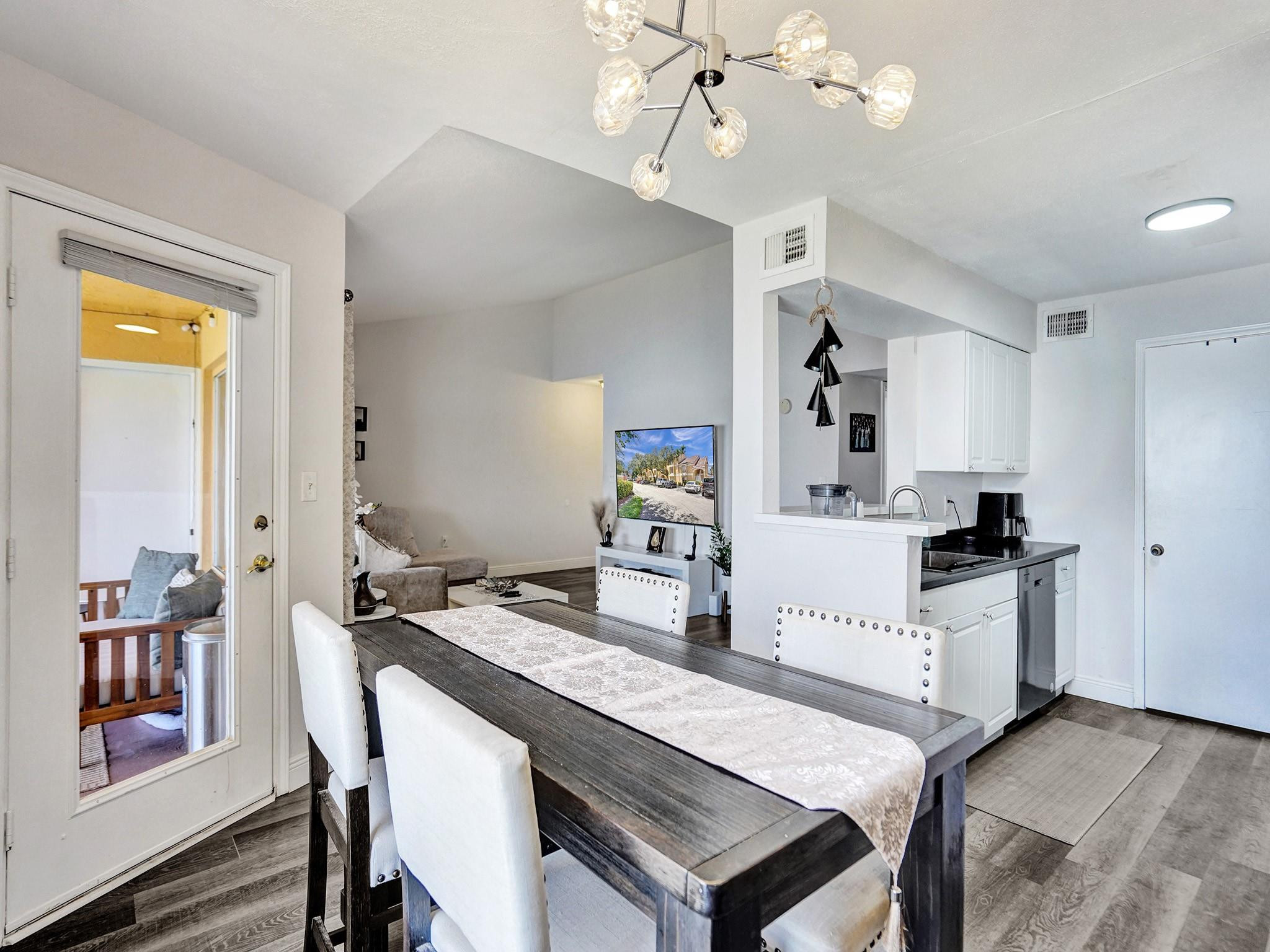2351 NW 33rd Street 513