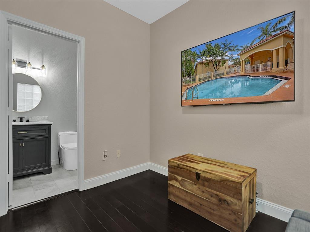 7917 Tuscany Court