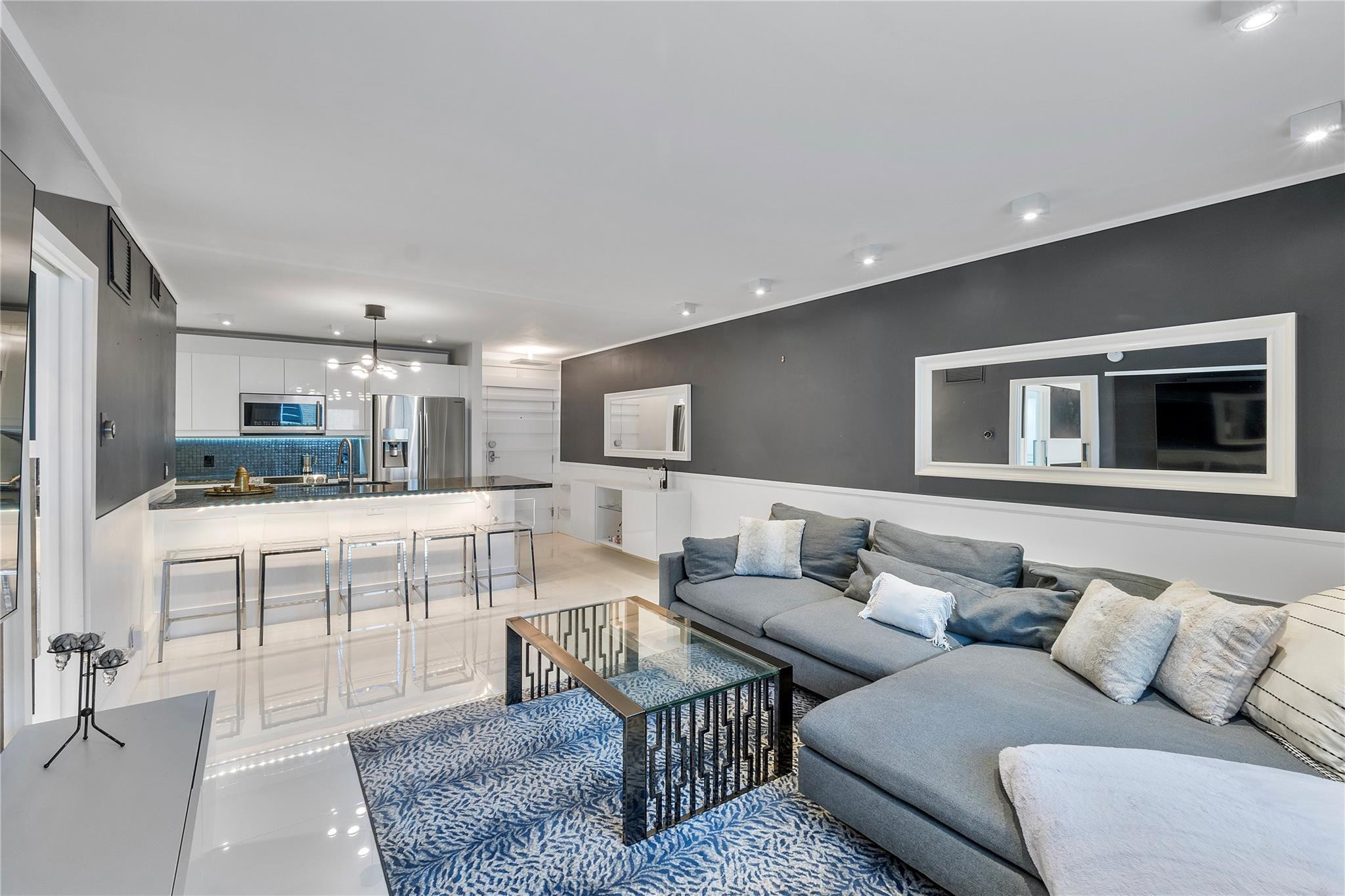 119 NE 19th Court 114G