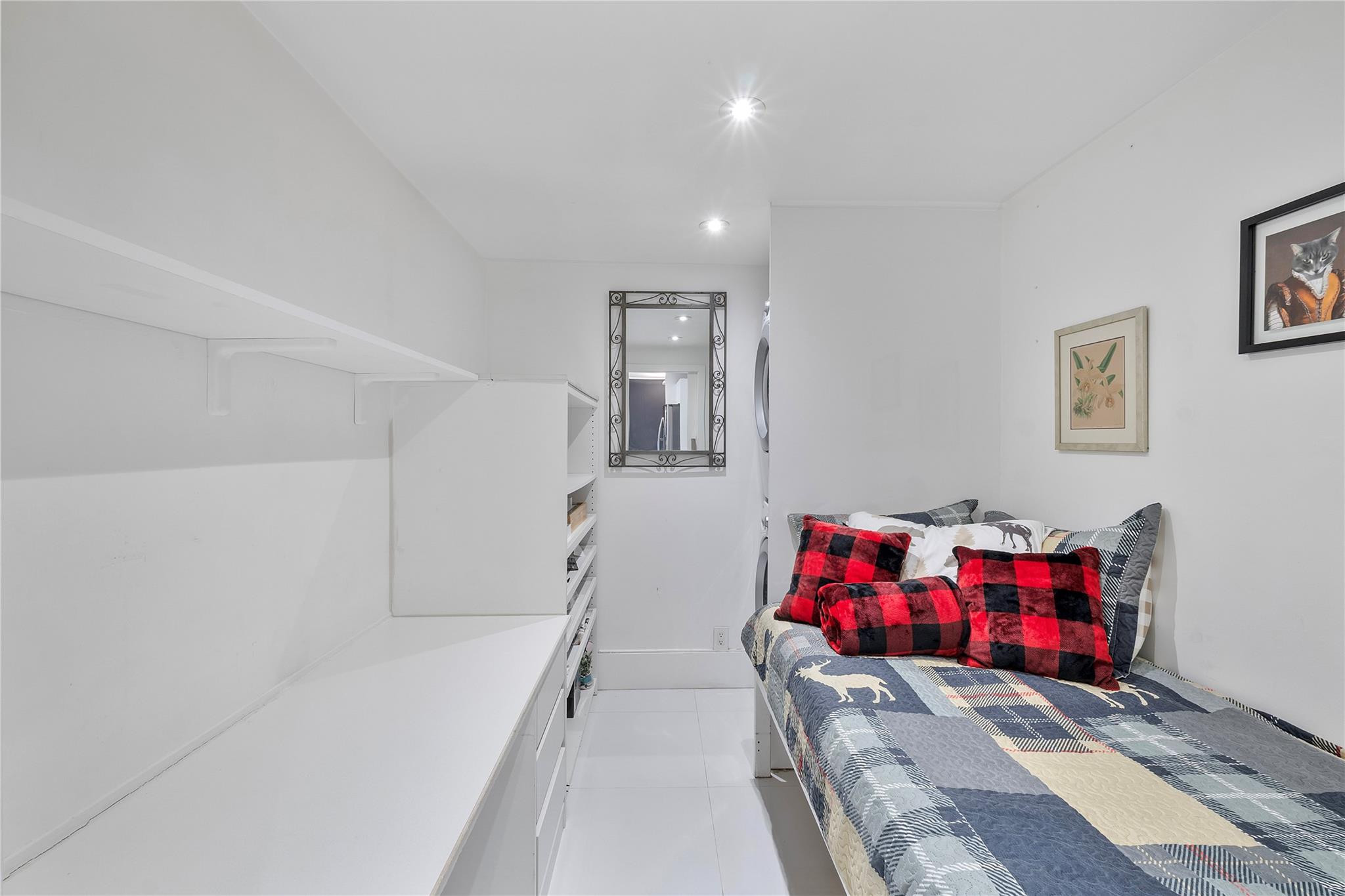 119 NE 19th Court 114G