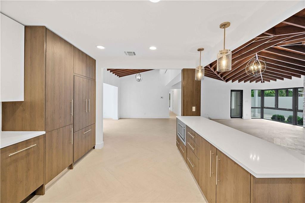 2201 Intracoastal Drive