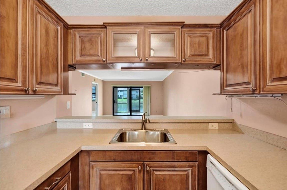 9573 W Mcnab Road 109