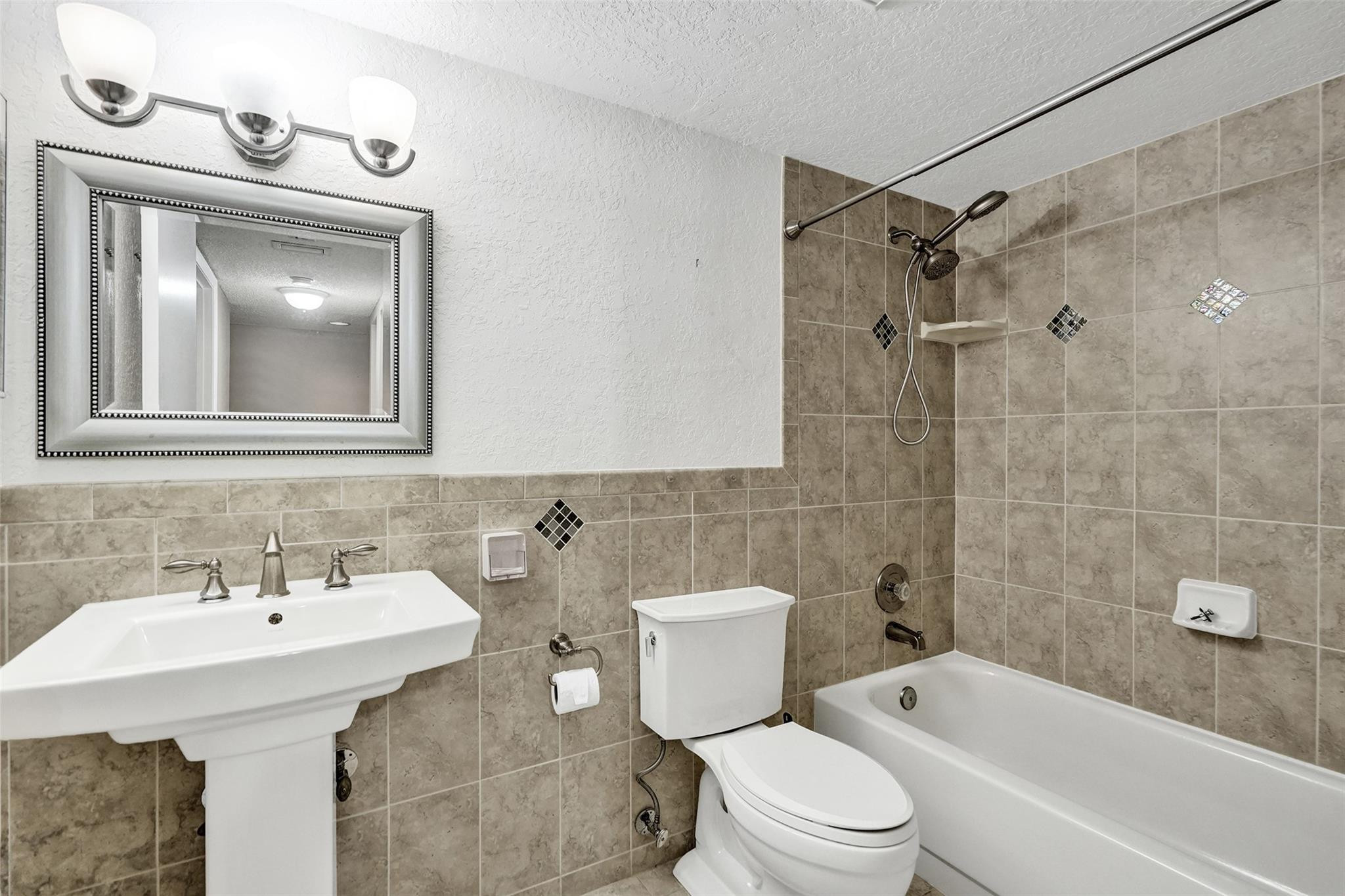 9573 W Mcnab Road 109