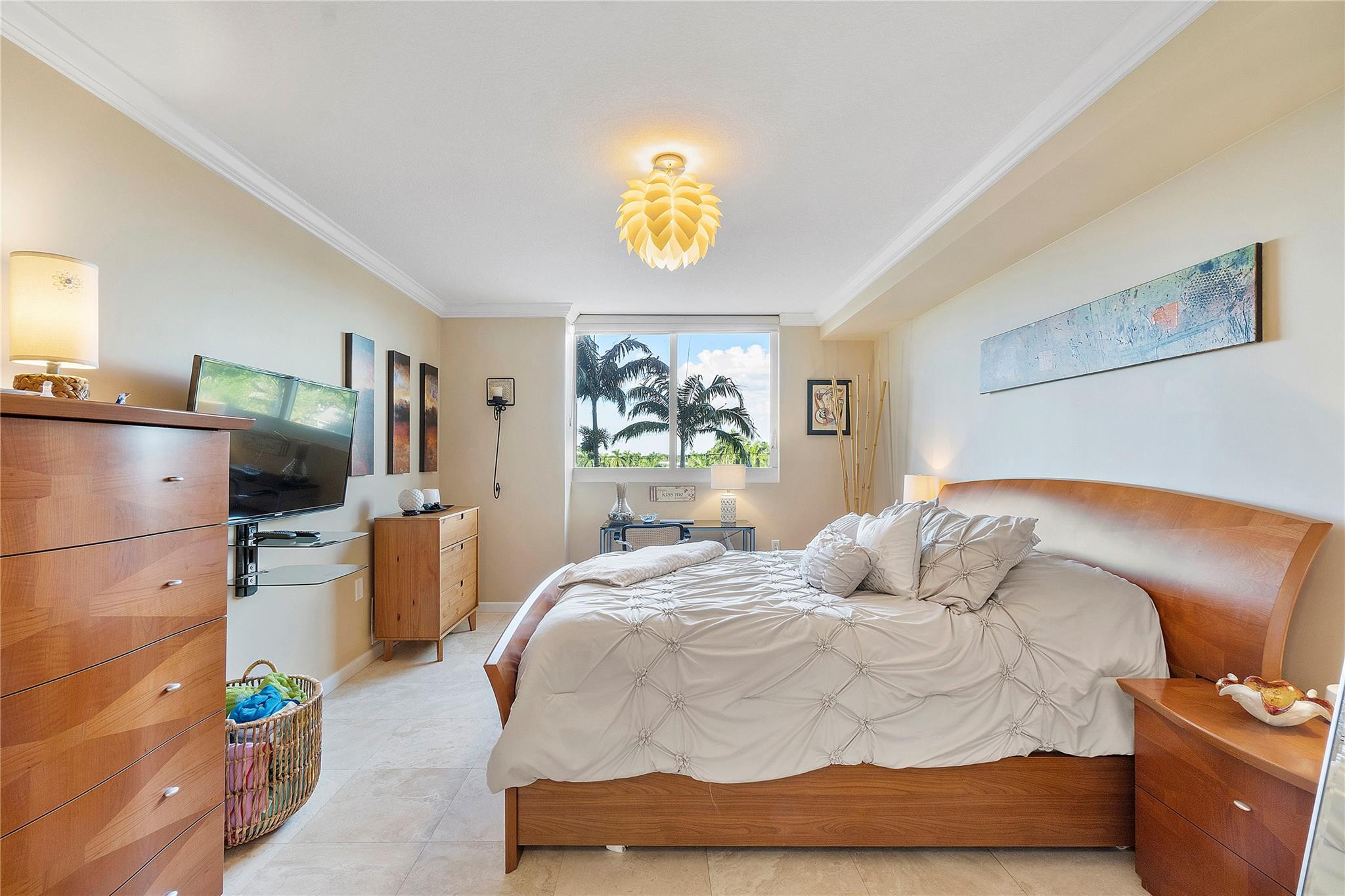 2011 N Ocean Boulevard 403