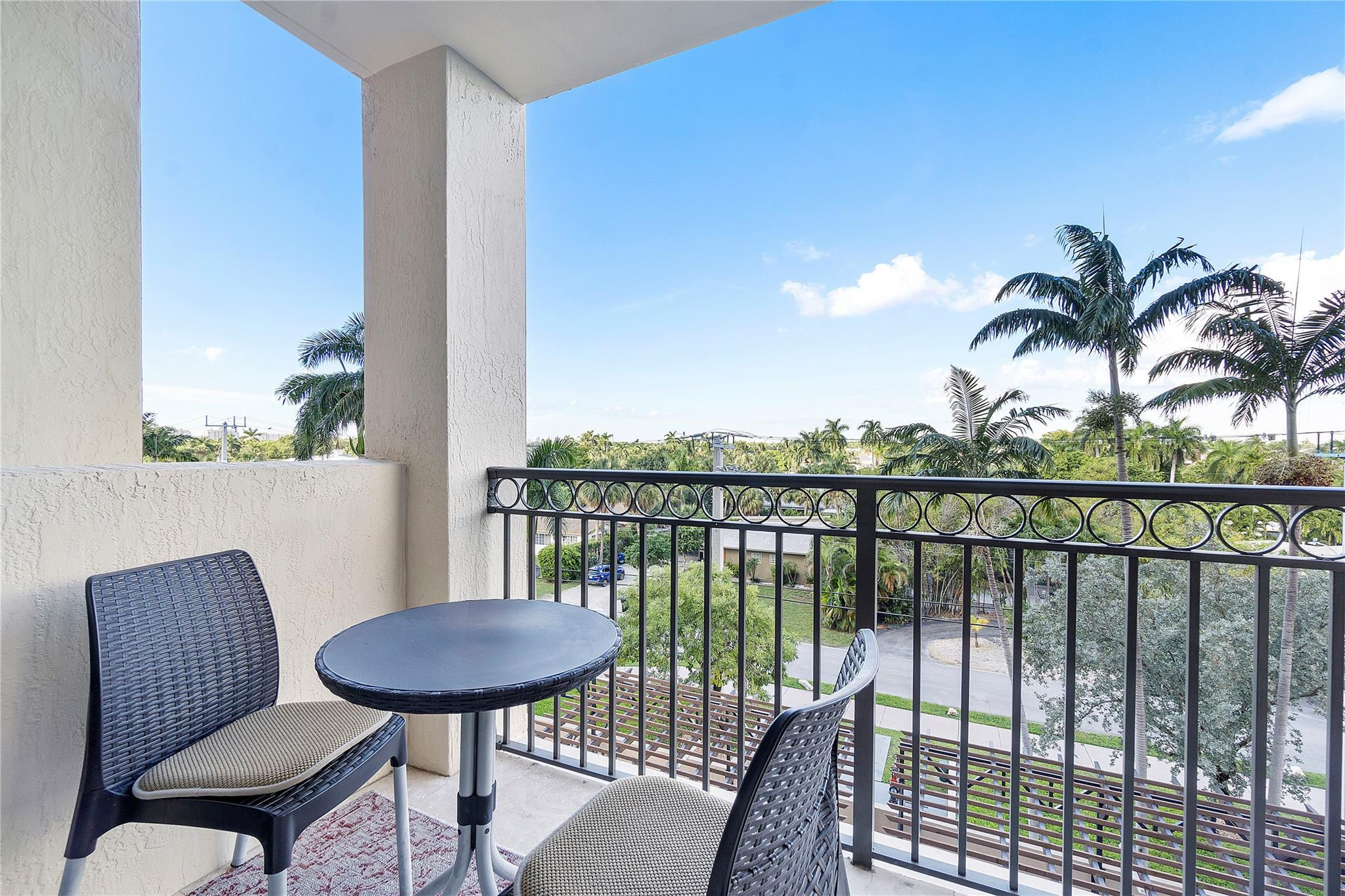 2011 N Ocean Boulevard 403