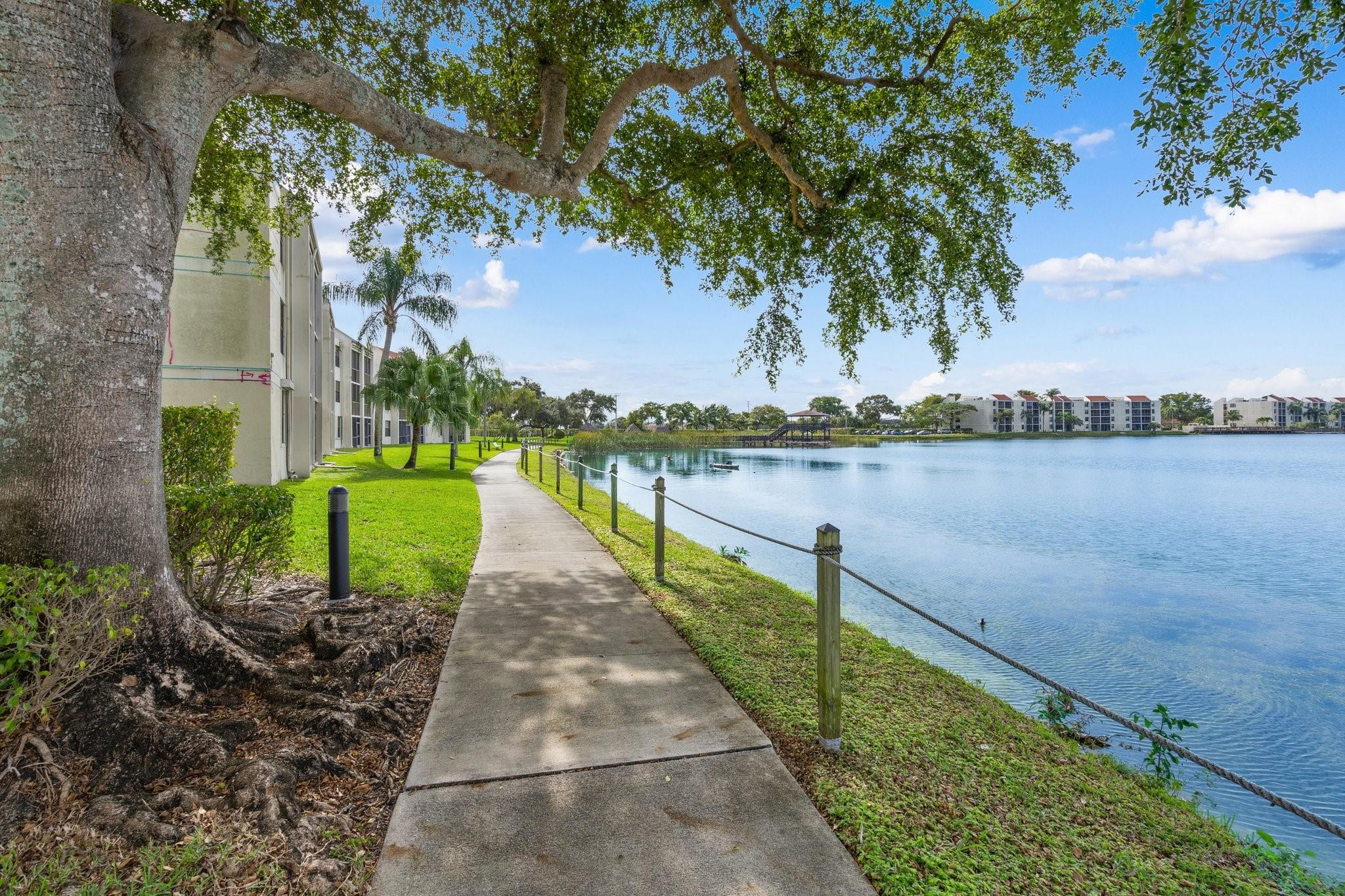 111 Lake Emerald Drive 401