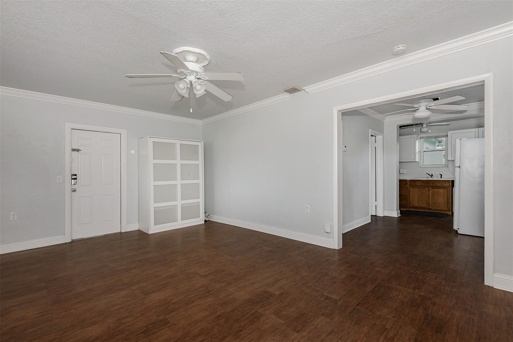 5608 Buchanan Street