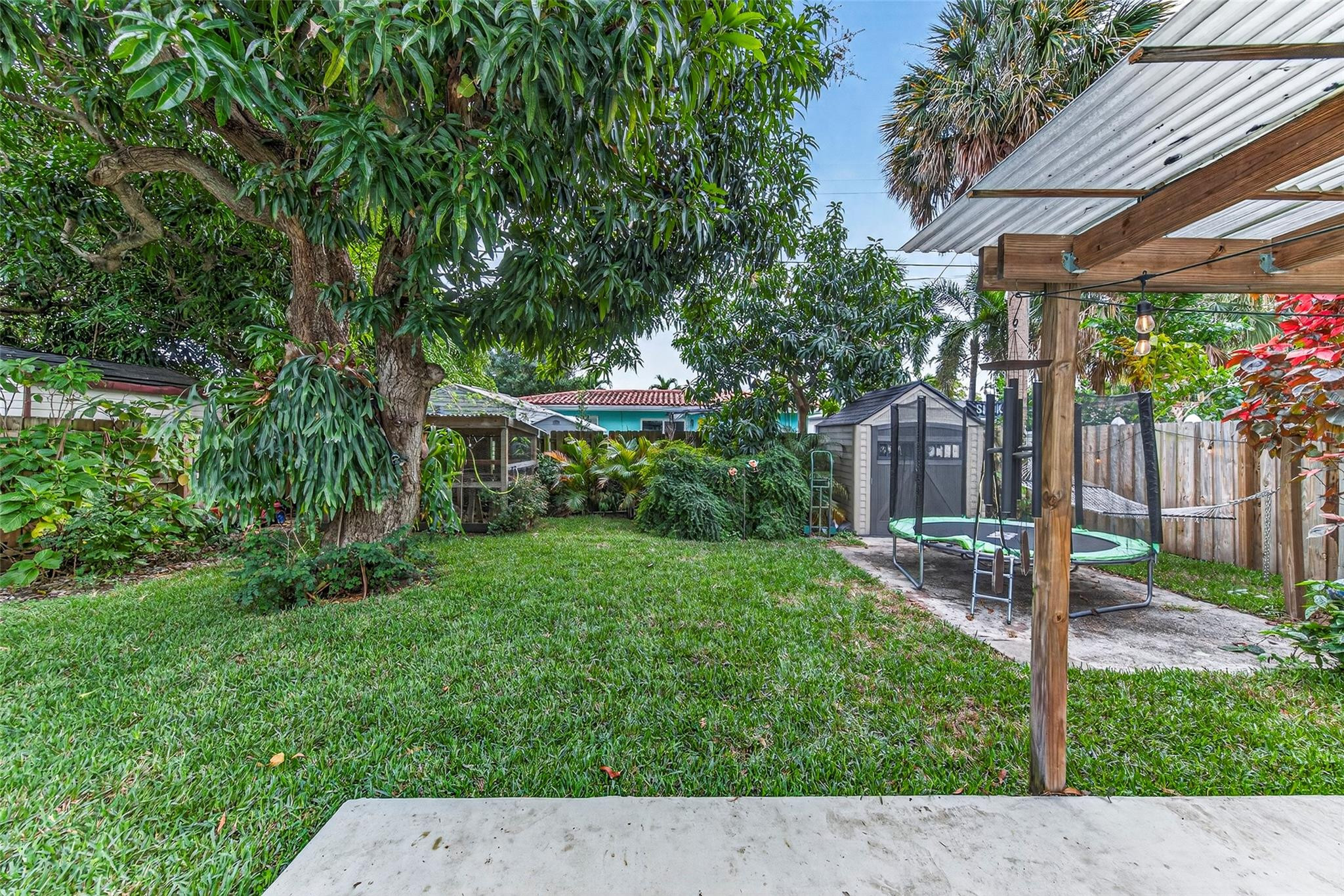 270 NE 42nd Court