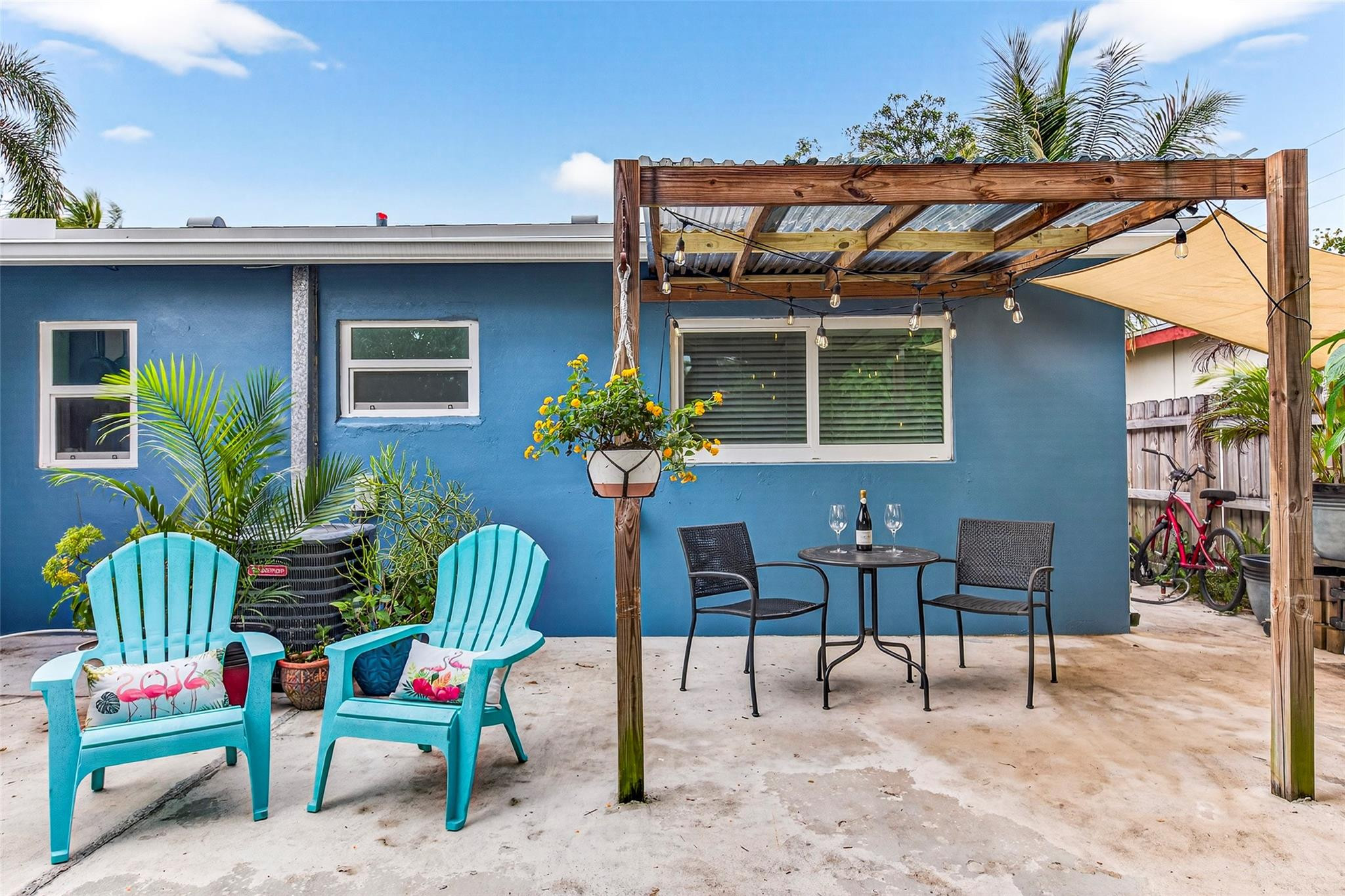270 NE 42nd Court