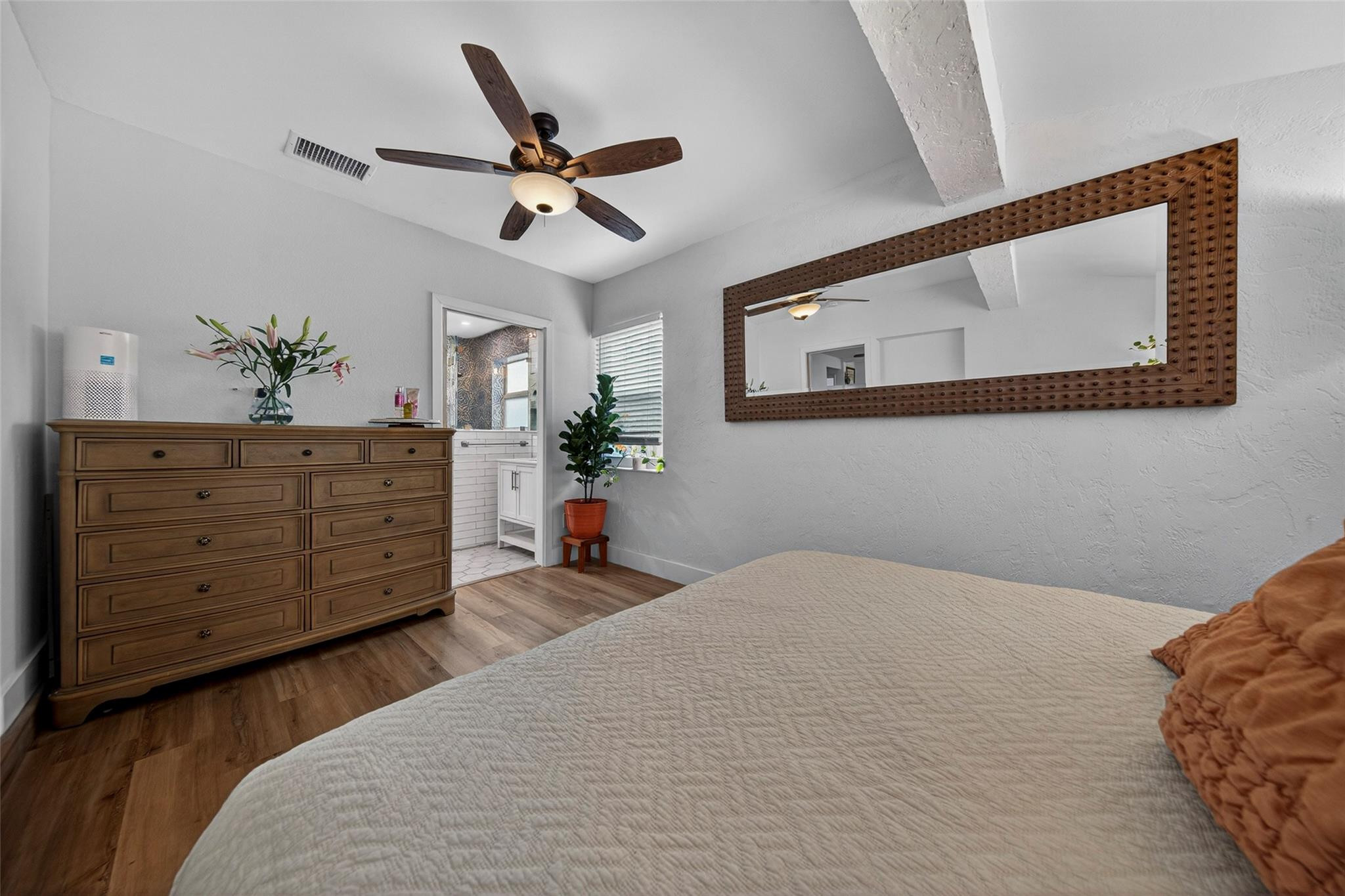 270 NE 42nd Court