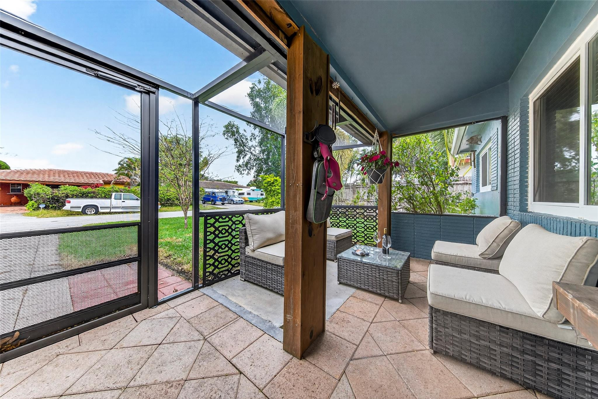 270 NE 42nd Court