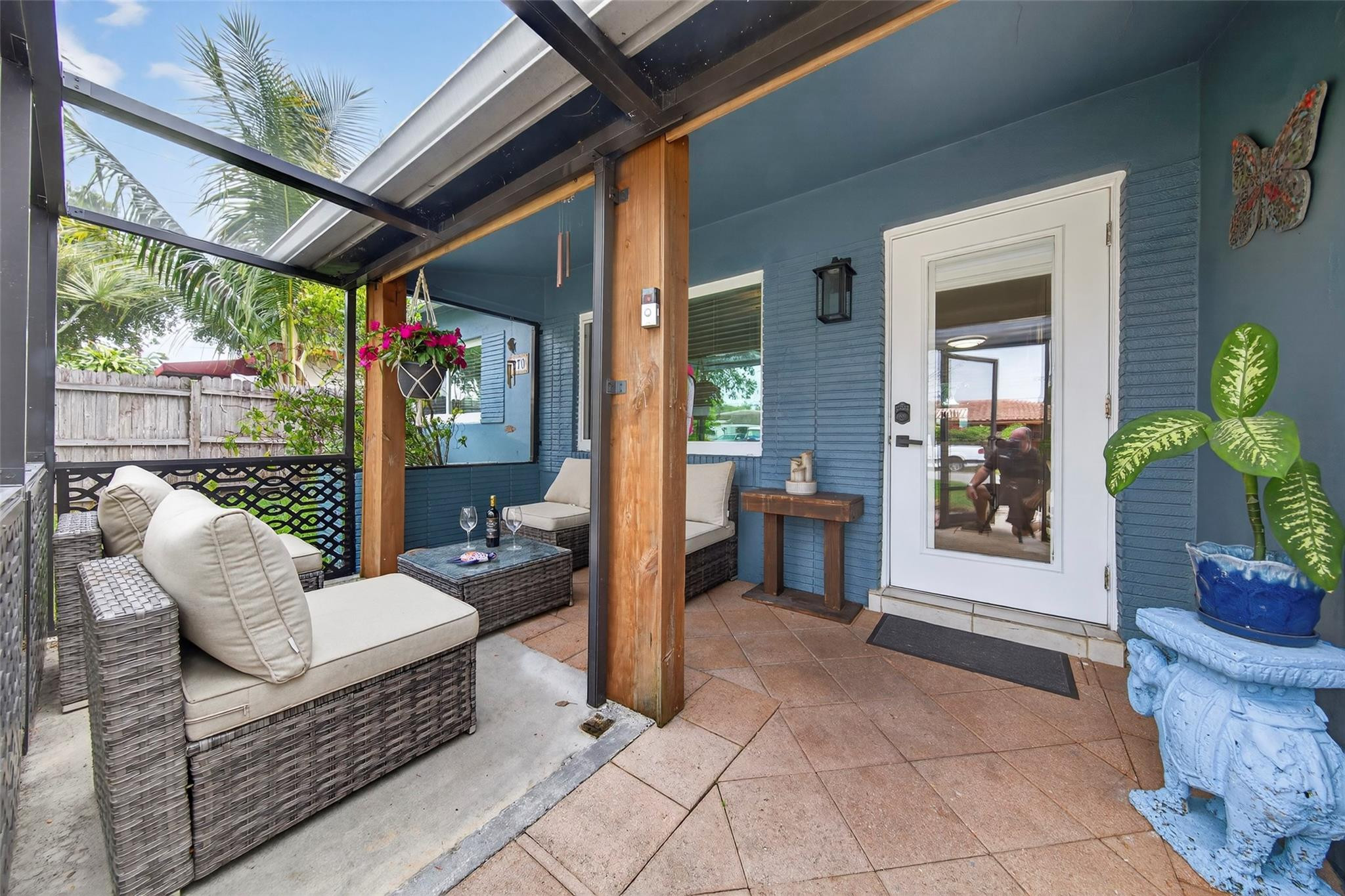 270 NE 42nd Court