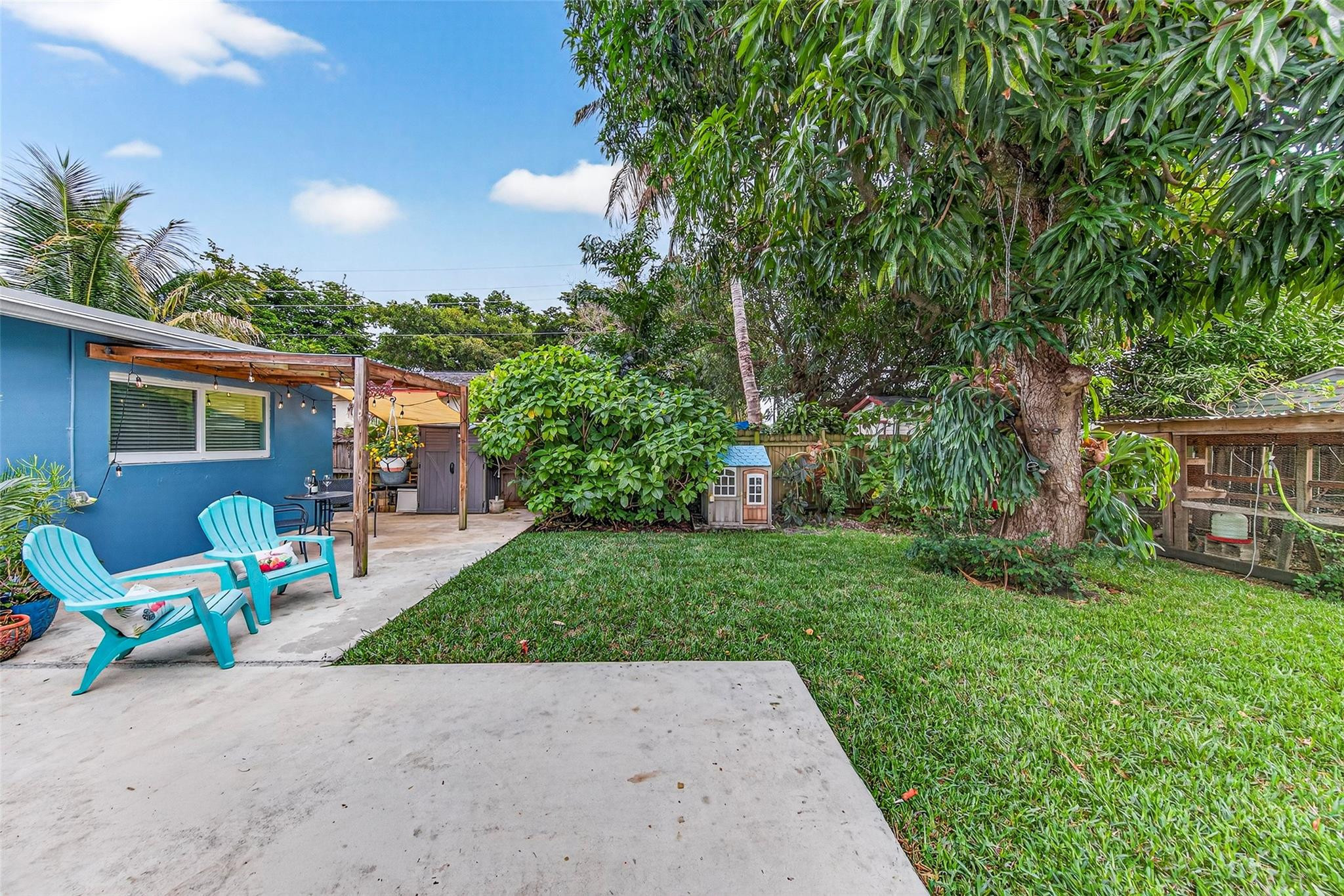 270 NE 42nd Court
