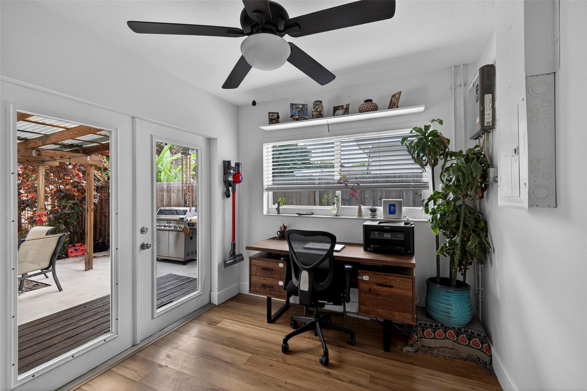270 NE 42nd Court